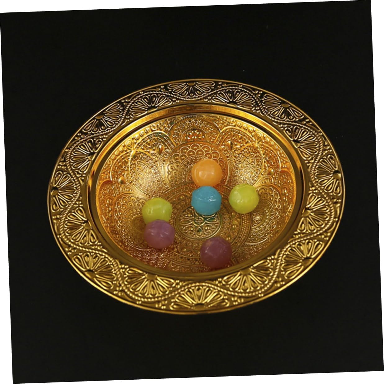 Metal Snack Bowl with Lid Middle East Arabian Dessert Storage Bowl Gold Fruit Candy Tray for Snacks and Pastries for Home and Party Use