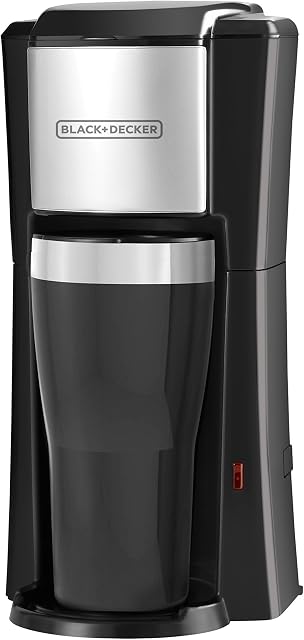 Cafetière à portion unique BLACK+DECKER, comprend une tasse de voyage lavable au lave-vaisselle (16 oz), CM618C Noir