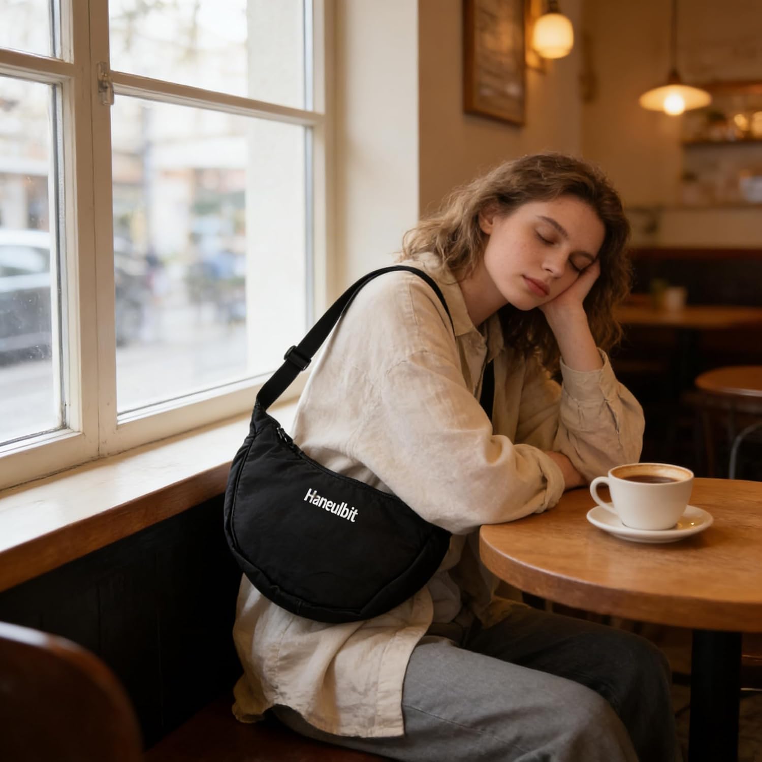 Haneulbit crescent-shaped bag, colorful, waterproof nylon material, adjustable shoulder strap, large capacity - Image 3