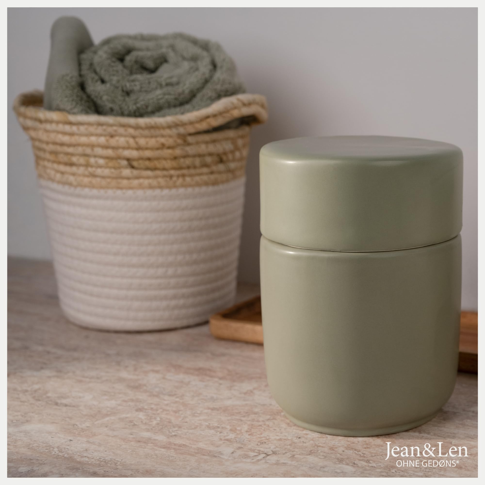 Image secondaire de Panier de rangement rond en coton et paille - Jean & Len