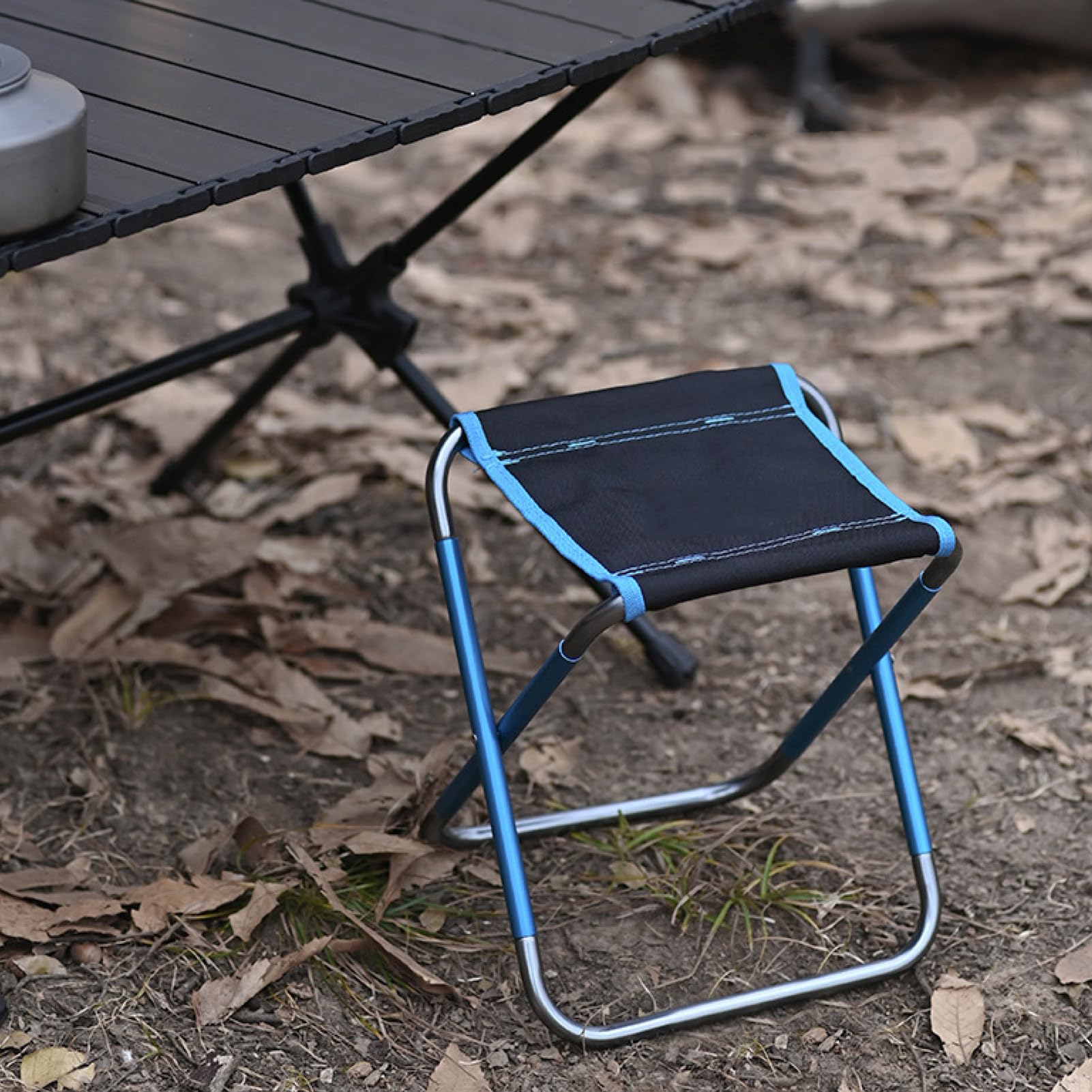 Tabouret De Camping Como TRAVELLIFE - Tabouret Pliable Pour Camping - H2R Equipements
