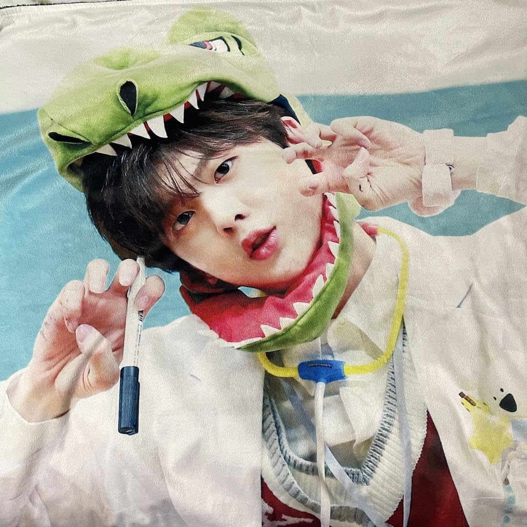 ユンサナ ブランケット Amazon.co.jp: 再安値 ASTRO ユンサナ 恐竜タナブランケット