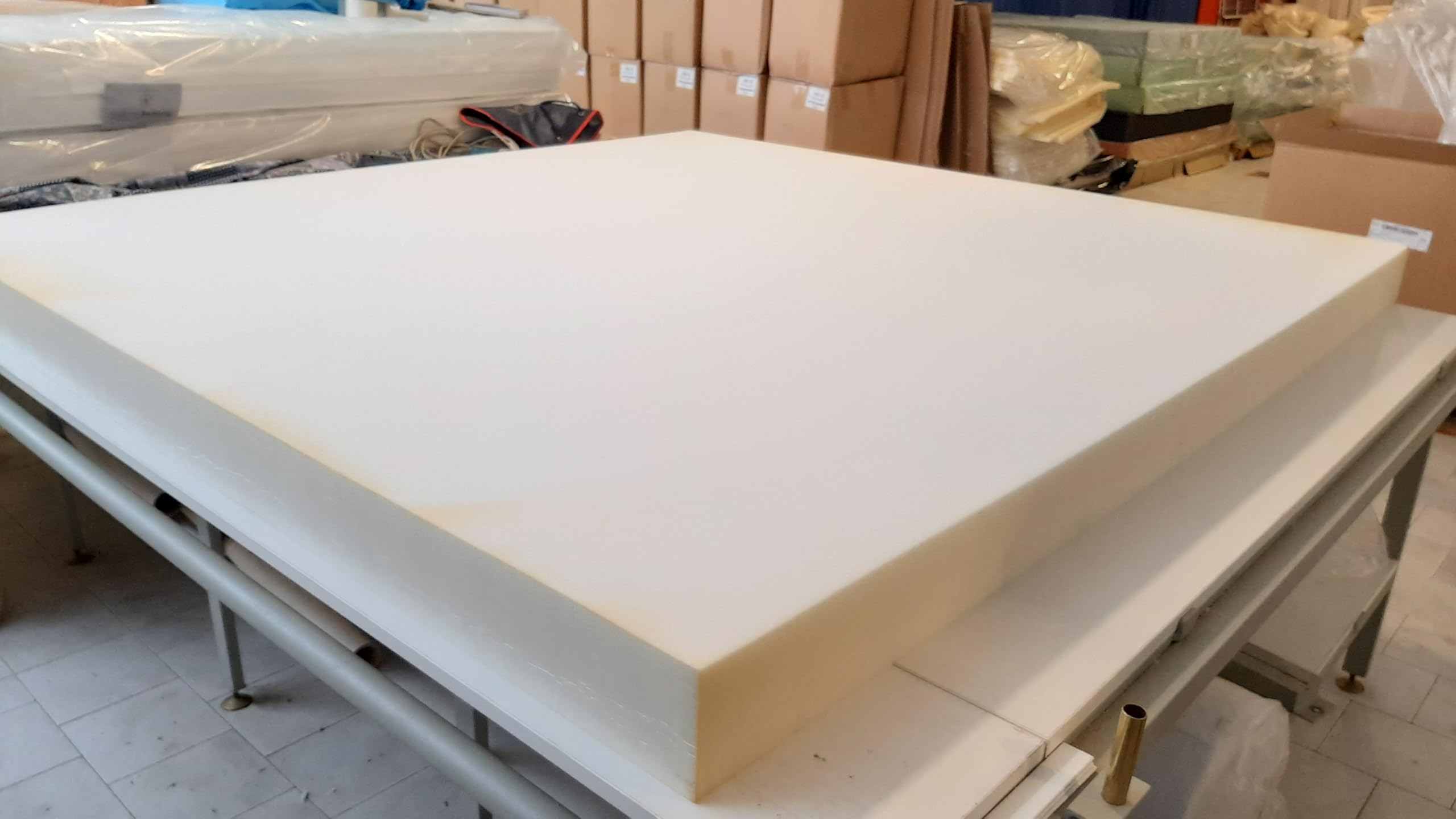 Viglietti Matelas simple en mousse caoutchouc mousse - sans doublure - hauteur et taille au choix - matelas 1 personne, matelas de lit d'adulte