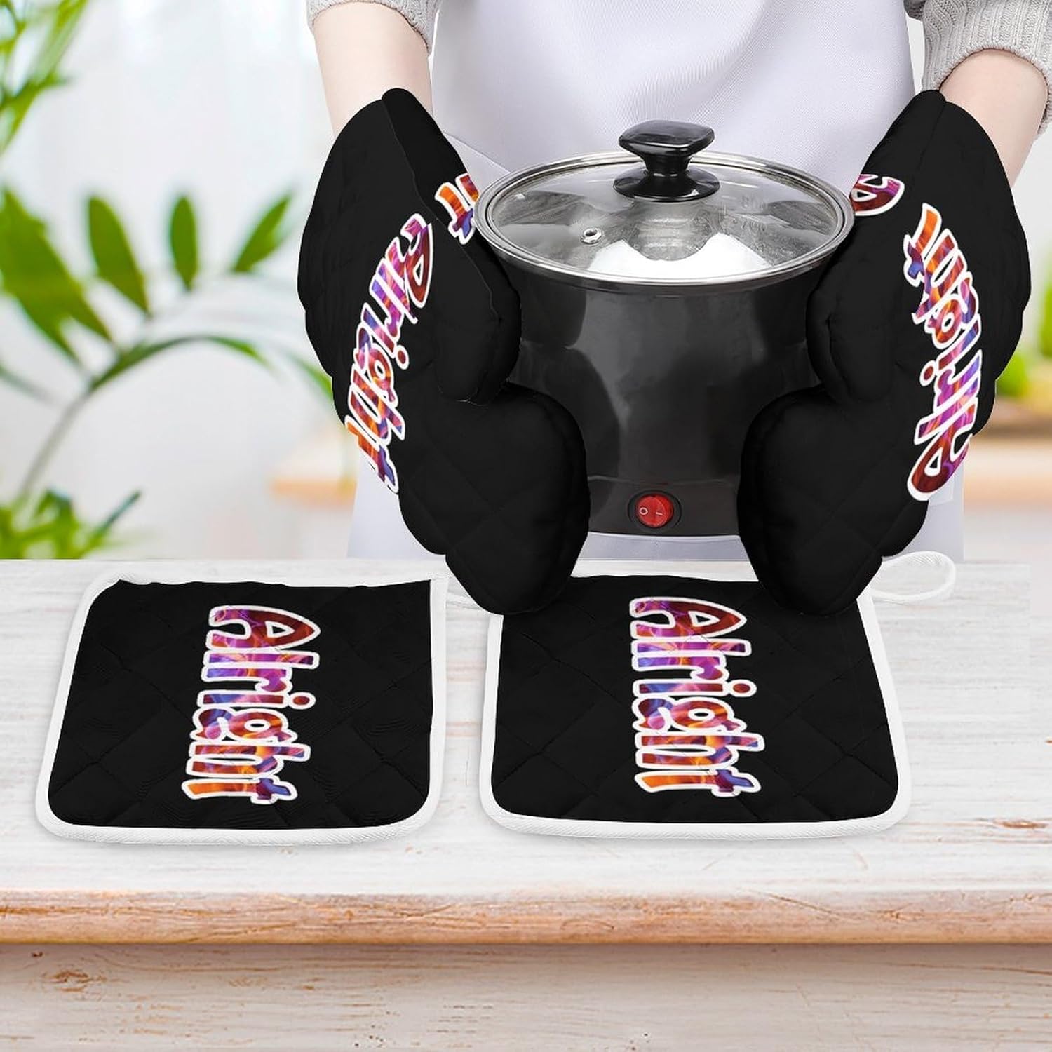 Alright Oven Mitts and Pot Holders 4Pcs Set Heat Resistant Cooking Mitts Hot Pads