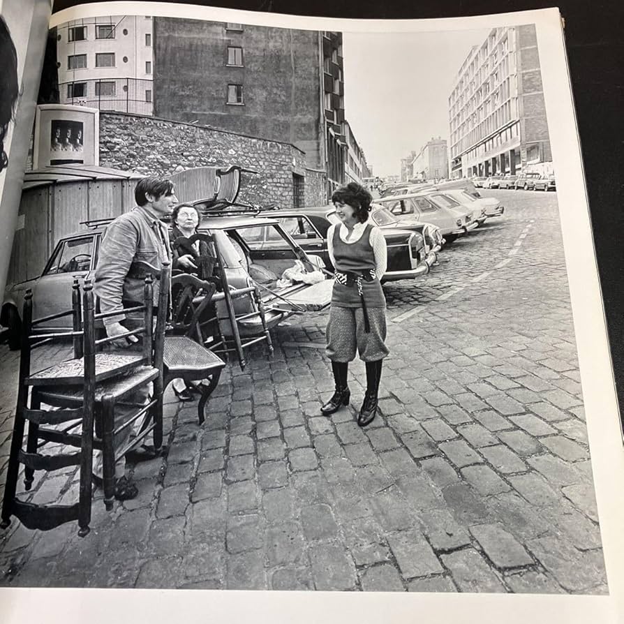 加賀まりこ 写真集 私生活 PRIVATE　立木義浩　1971年　毎日新聞発行 PRIVATE 私生活 = 加賀まりこ(写真 : 立木義浩) / パージナ