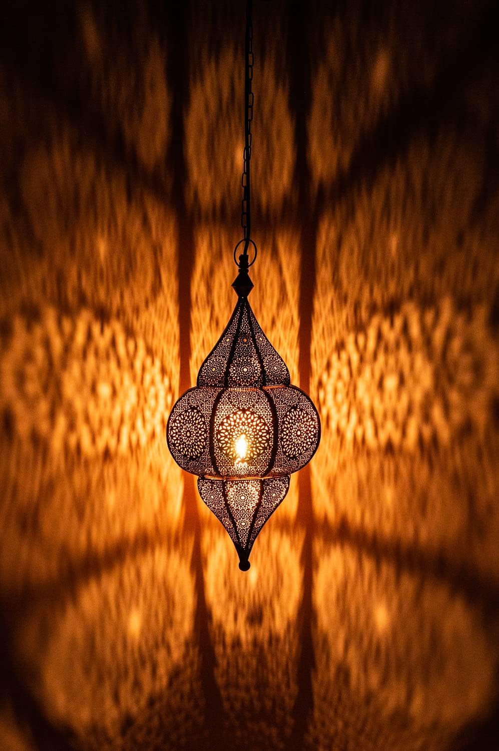 Orientalische Lampe Pendelleuchte Lunar Schwarz 40cm E27 Lampenfassung | Marokkanische Ramadan Hängeleuchte Leuchte aus Marokko | Orient Lampen für Wohnzimmer Küche oder Hängend über den Esstisch
