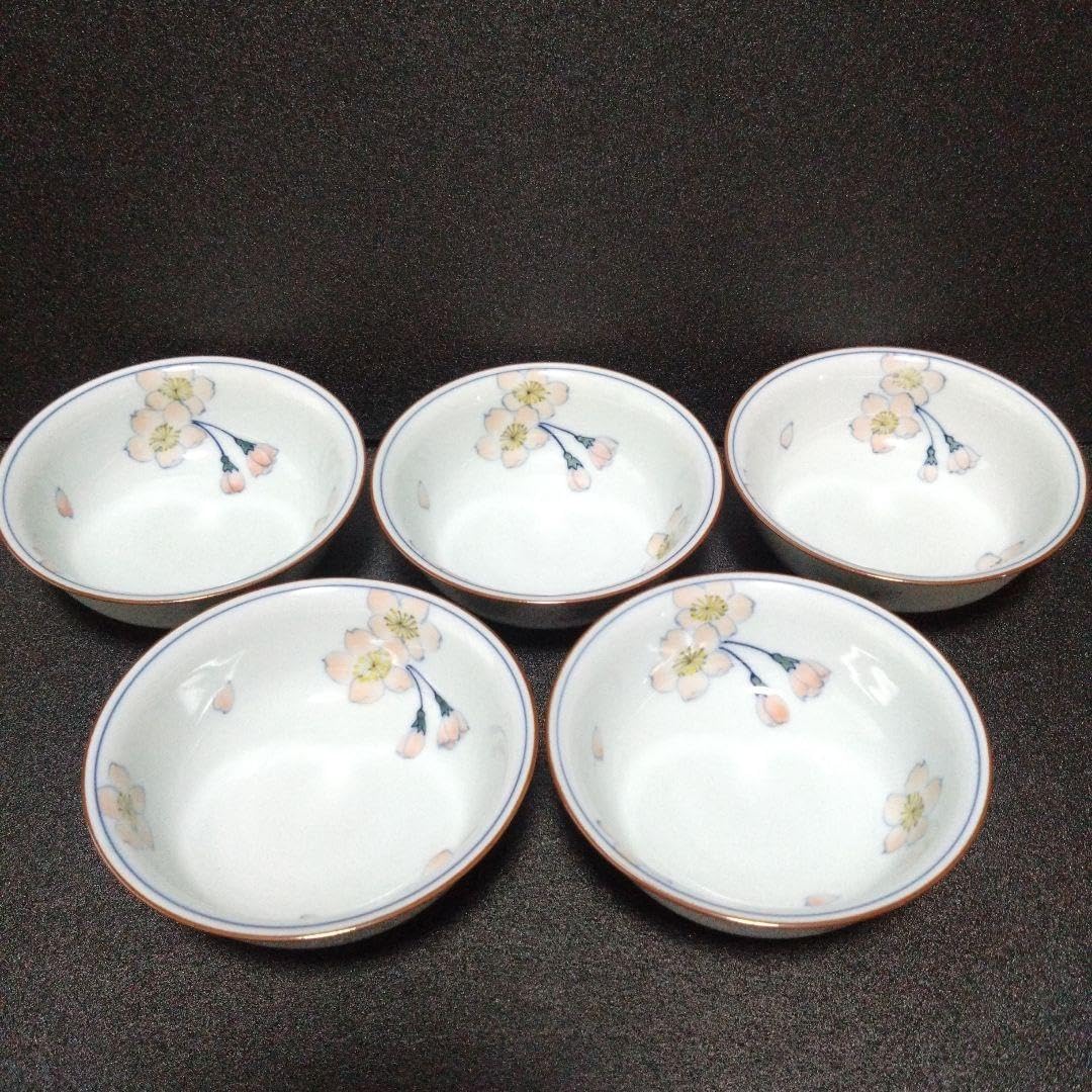 新品 波佐見焼 土蔵 コスモス 銘々皿5枚 新生活 テーブルコーディネート 新品 波佐見焼 土蔵 コスモス 銘々皿5枚 新生活 テーブルコーディネート