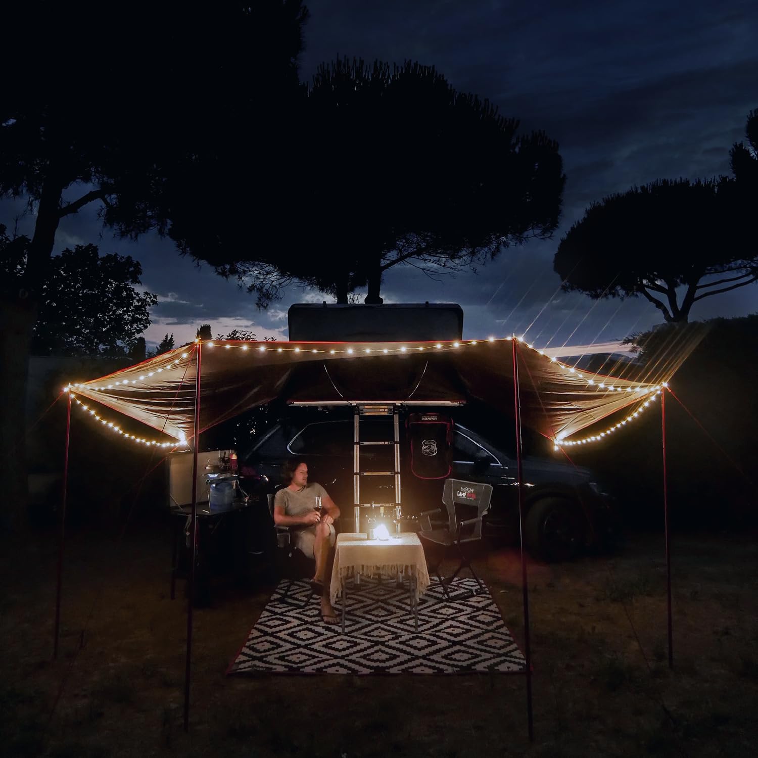 CAMPWERK USB-Lichterkette, LED-Lichterkette, Robust, Wasserfest, für Innen- und Außen, Outdoor für Camping, Zelten, Garten, Warmweiß, 100 LEDs, 10m Beleuchtung