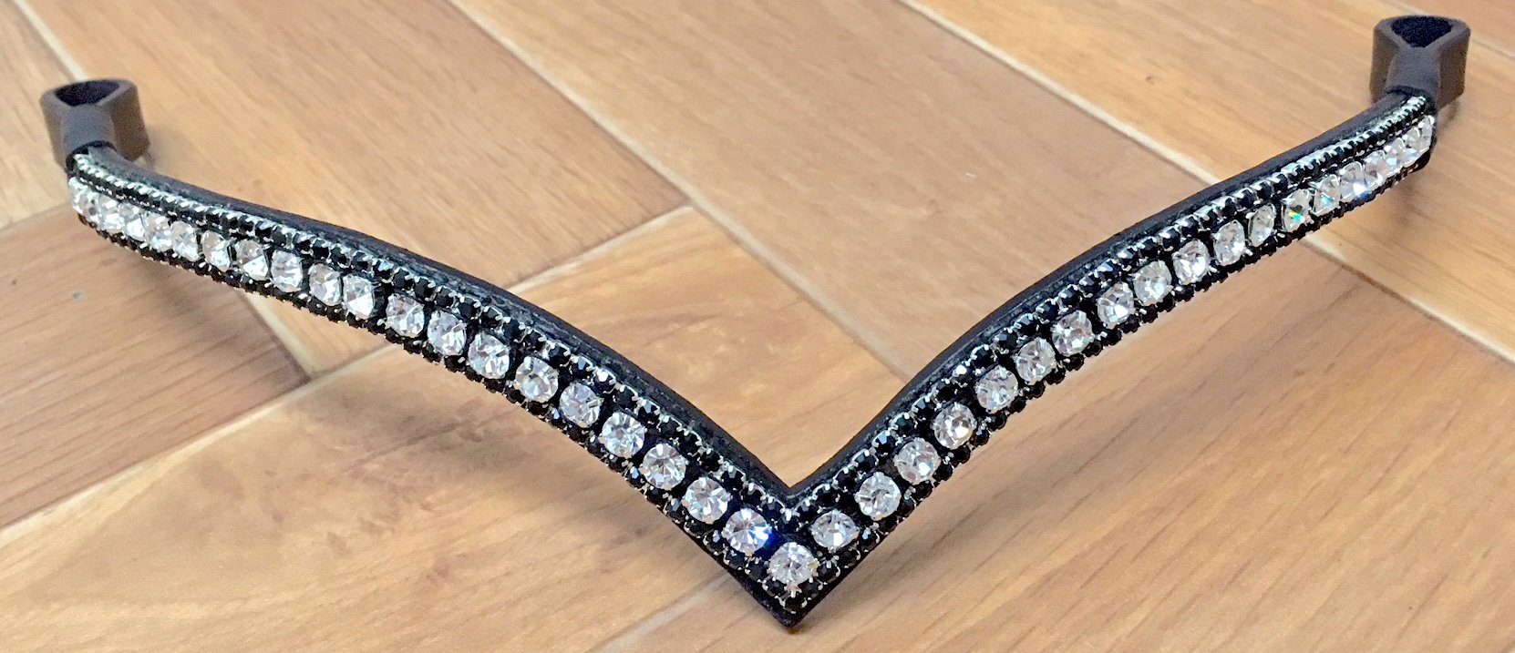 Cwell Equine Bling V Shaped 3 Rows Luxury Crystal Stone Browband. Sparkly Clear/Black F/C/P Black leather (COB 15")
