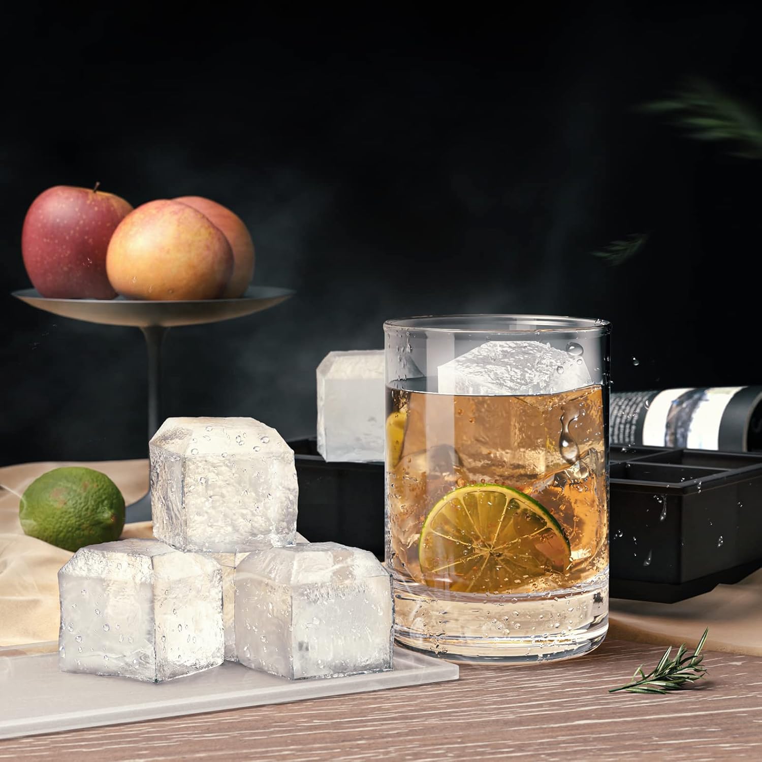 Silicone Ice Cube Trays with Lid, 2 Pack, XXL Ice Cube Tray, 8 Compartments, Ice Cube Tray, 5 cm, Ice Cube for Beer, Cocktails, Whisky