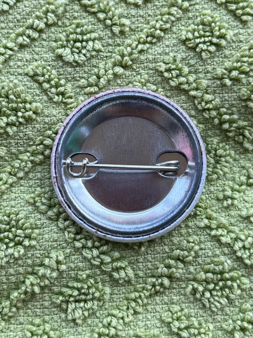 Amazon | ガールズ&パンツァー がんばっぺ！ 缶バッジ 3個 西絹代 西住