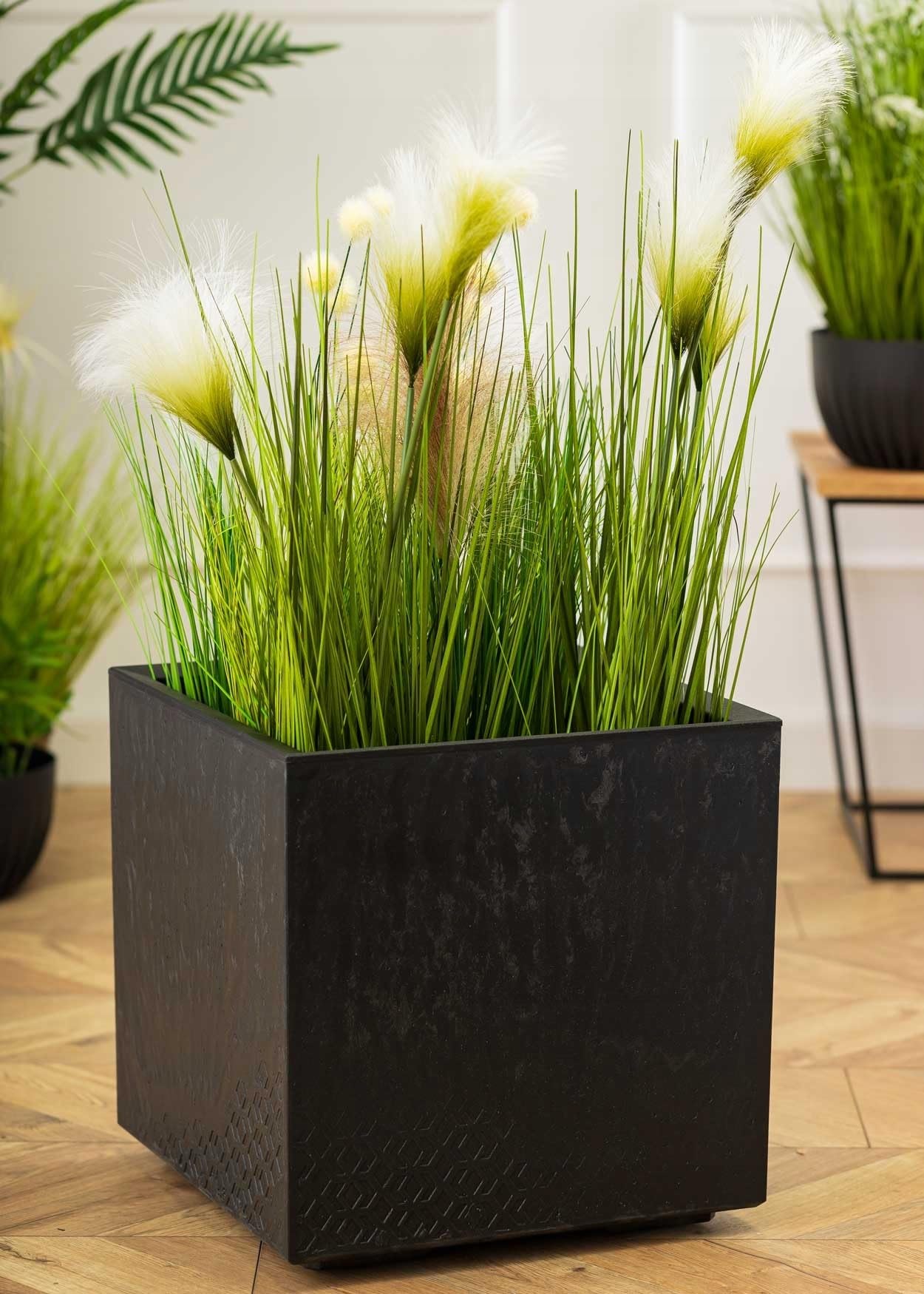 Vaso da fiori nero 40 x 39 x 39 cm grande per esterni – Fioriera su ruote con tappo di scarico – Vaso per piante effetto cemento per giardino e terrazza