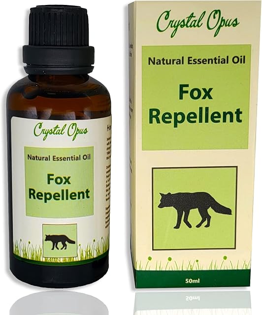 Makes 16+ Litres of Fox Repellent Spray. Tried & Tested Concentrated Blend of Chilli, Garlic & Citronella Oil. Ultra-Effective & Safe Deterrent. Just Dilute with Tap Water and Spray Where Needed.