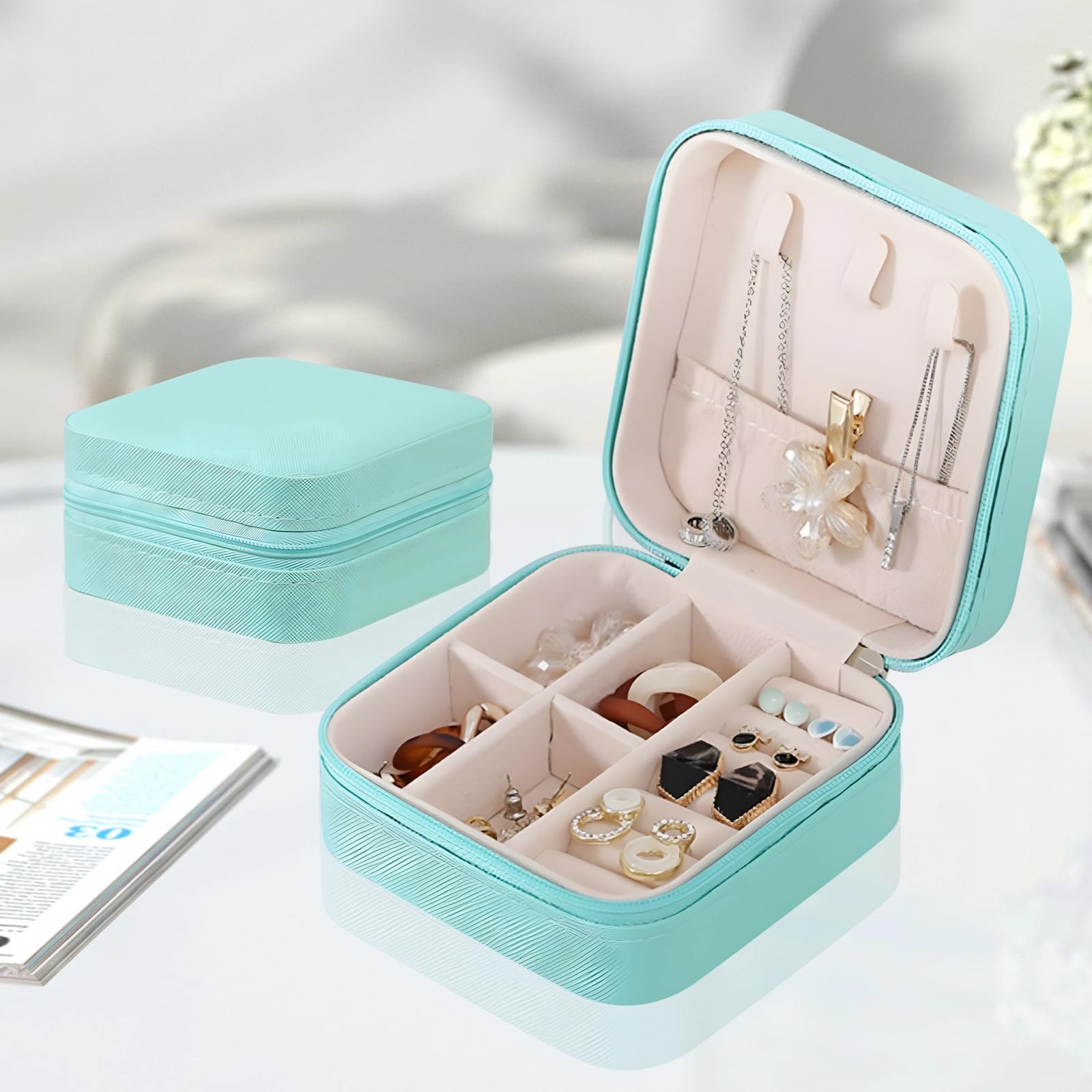 Pequeño joyero de piel sintética, organizador de viaje de 12 piezas con cremallera para anillos, aretes, collares, incluye separadores y ganchos