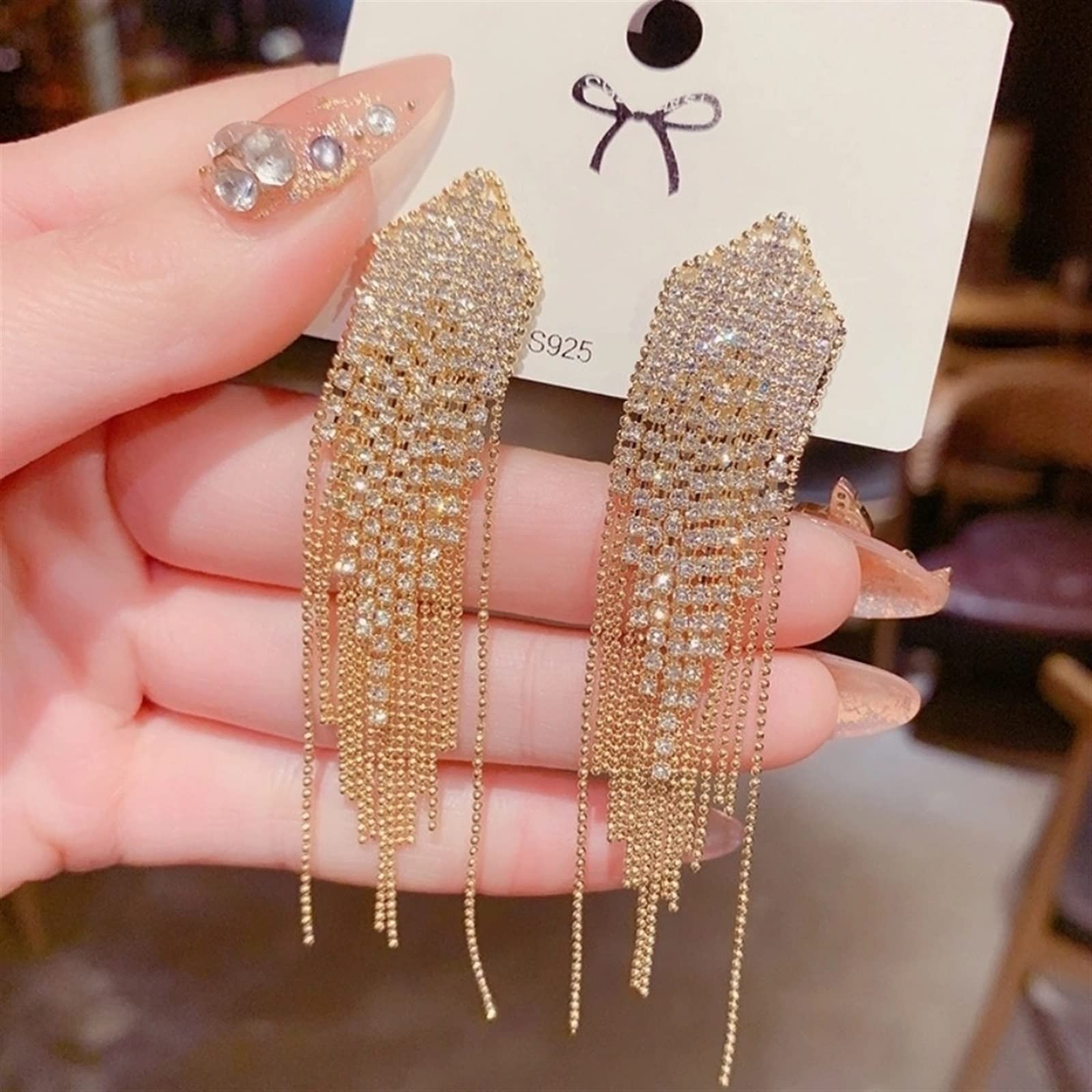 HJMMHX Damen Ohrringe Luxus Lange Quaste Tropfen Ohrringe Für Frauen Kristall Strass Hängende Baumeln Ohrringe Braut Hochzeit Schmuck Ohrringe