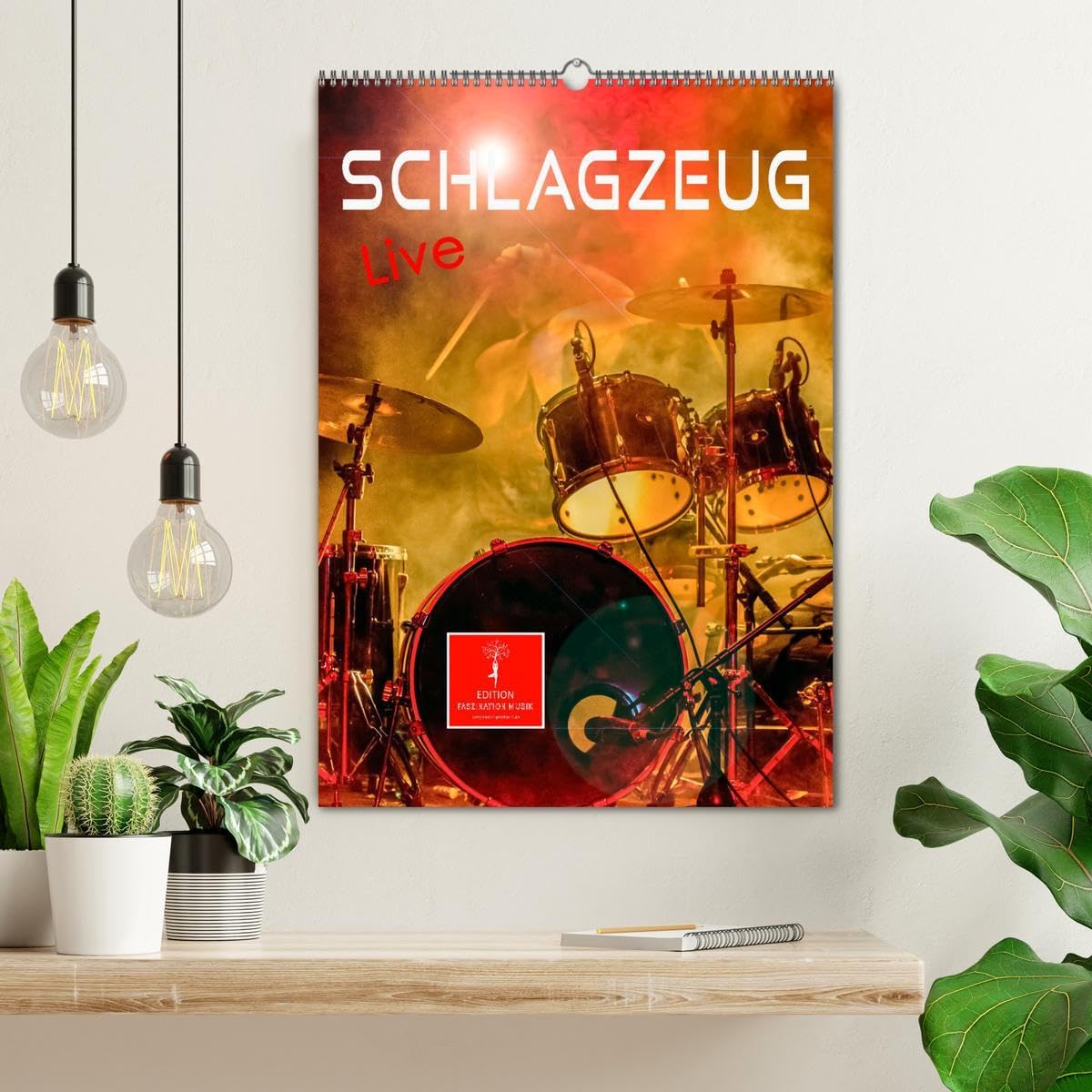 Schlagzeug live (Wandkalender 2026 DIN A2 hoch), CALVENDO Monatskalender: Schlagzeug, das Instrument, dass nicht nur den Musiker, sondern während ... Leistungssportler verlangt. (CALVENDO Kunst)
