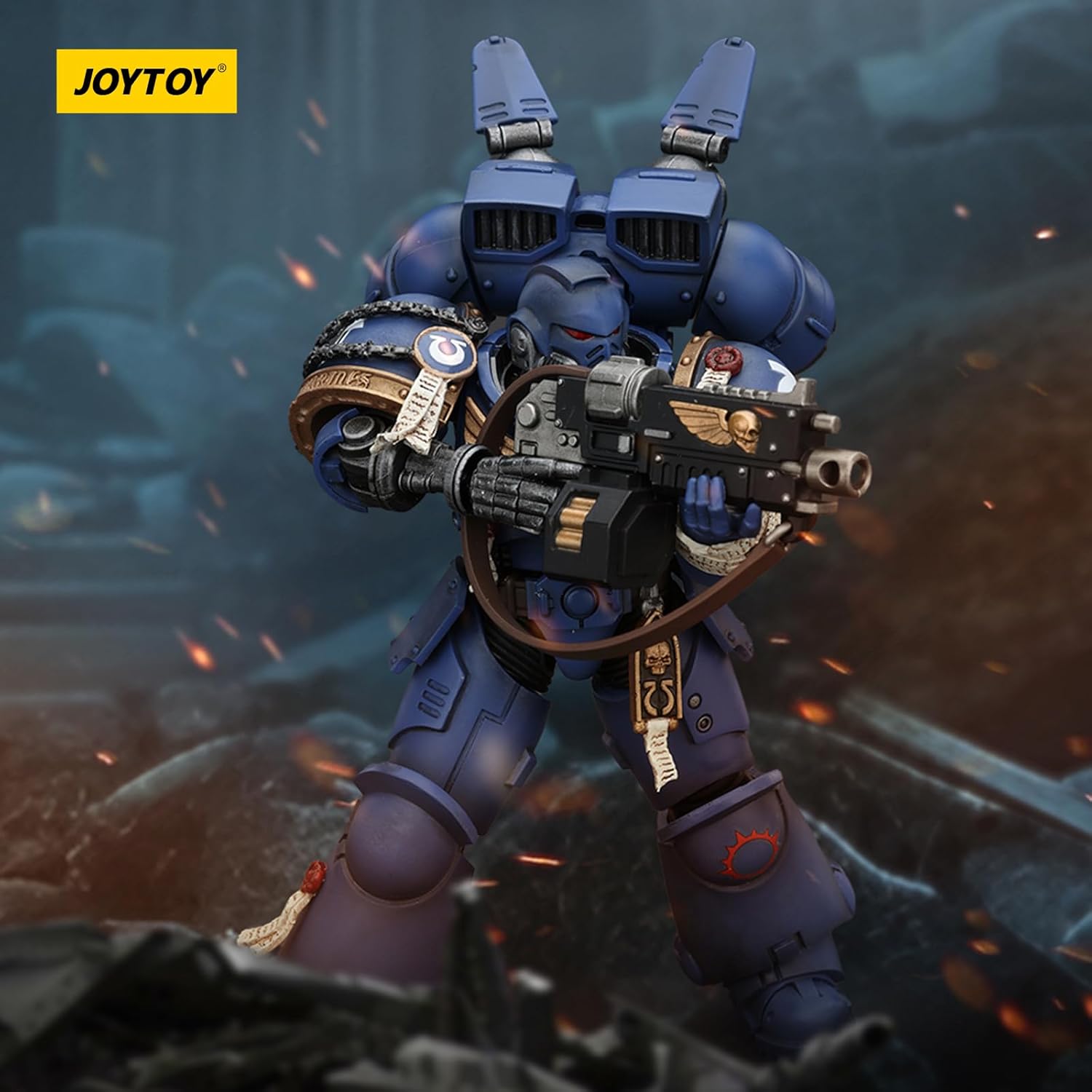 JOYTOY Warhammer 40k Space Marine 2, Uitramarines Brother Chairon 1/18 Action Figure Collect Models, Dedicated to You Who Love Collecting