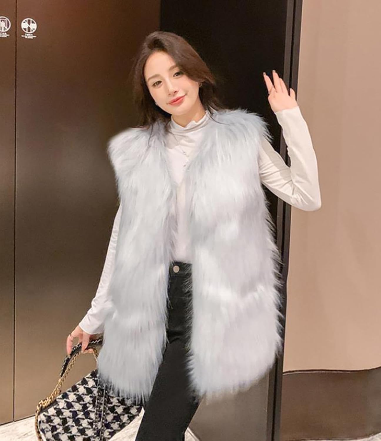 [ＭｅｎｇＦａｎ] レディース ファーベスト 秋冬 フリースベスト もこもこ 保温 アウター 袖なし ボアベスト ゆったり ファーコ