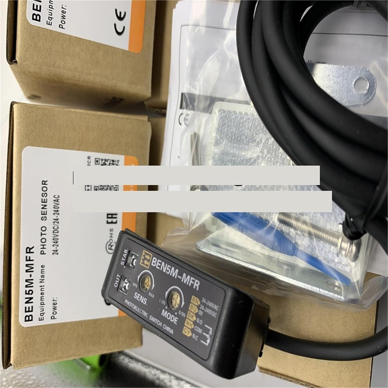 1pcs sensor BEN5M-MFR BEN300-DFR BEN500-DFR BEN700-DFR BEN500-DDT BEN300-DDT(BEN700-DFR)