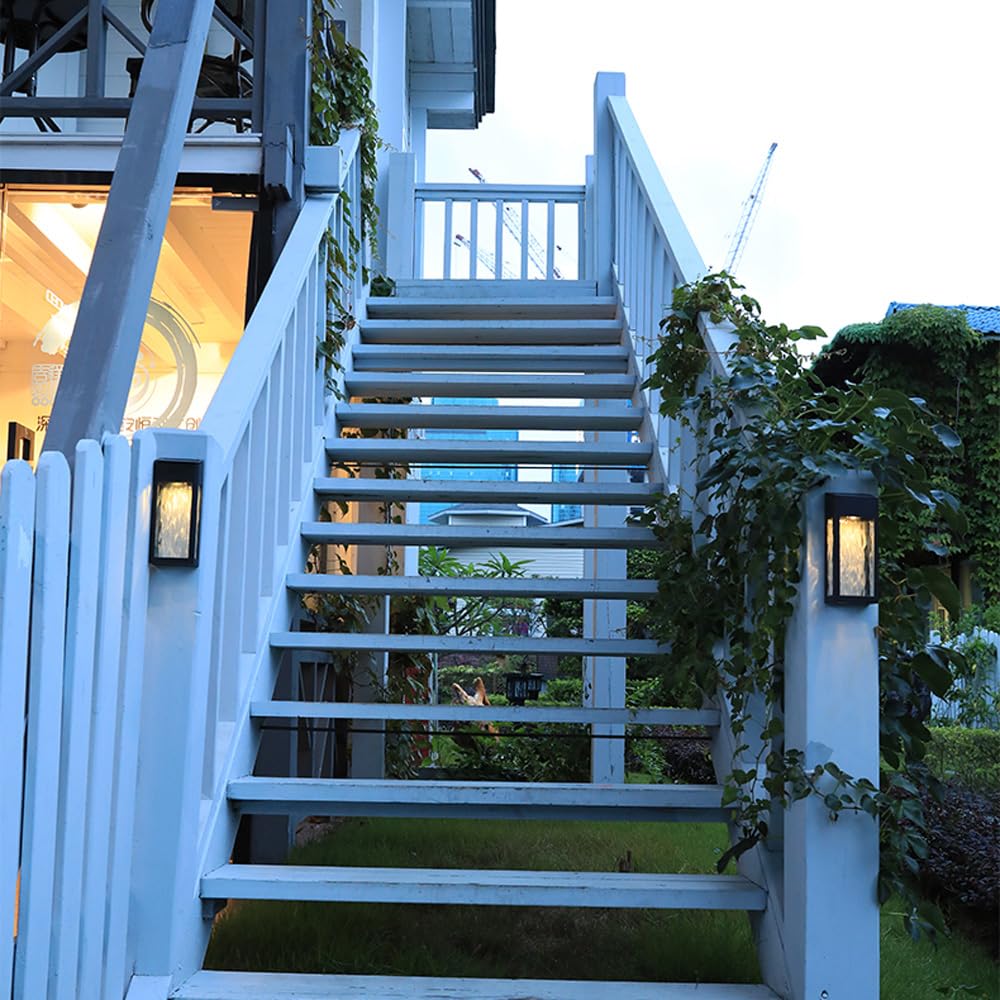 LED Solar Dusk Till Dawn Security Lights Zewnętrzny ganek Patio Latarnia ścienna Kinkiet ze szkłem wodnym 3200K Ciepłe bezprzewodowe światło słoneczne Nowoczesna czarna lampa domowa do ogrodzenia