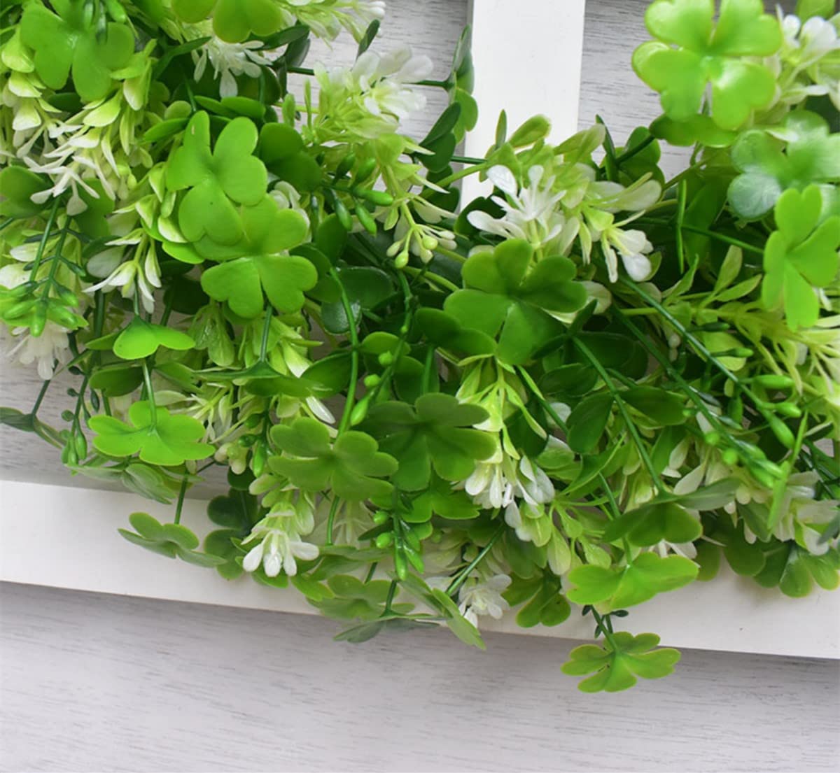 HAOSHCIS - Ghirlanda artificiale con fiori per San Patrizio con trifoglio, decorazione per feste e finestre, decorazione per porte d'ingresso (A