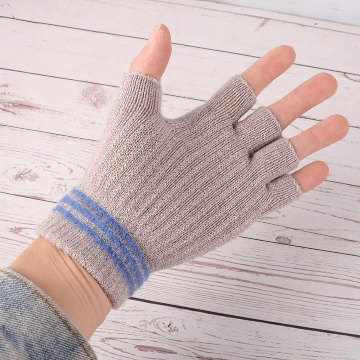 Homoyoyo Cold Protection Mitten, Wool Cartoon Winter Gloves