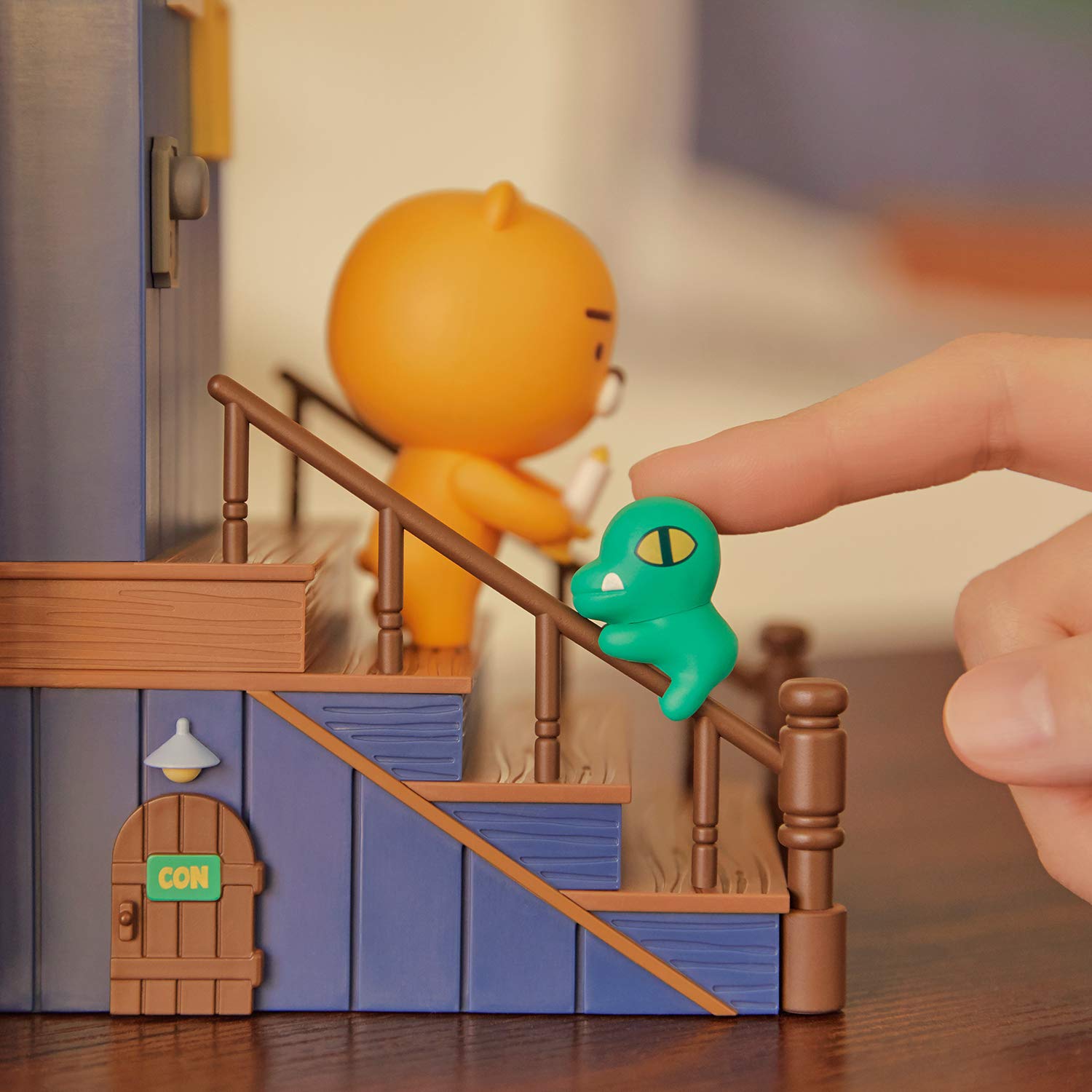 Kakao Friends Ryan フィギュア スタンド テープカッター Kakao
