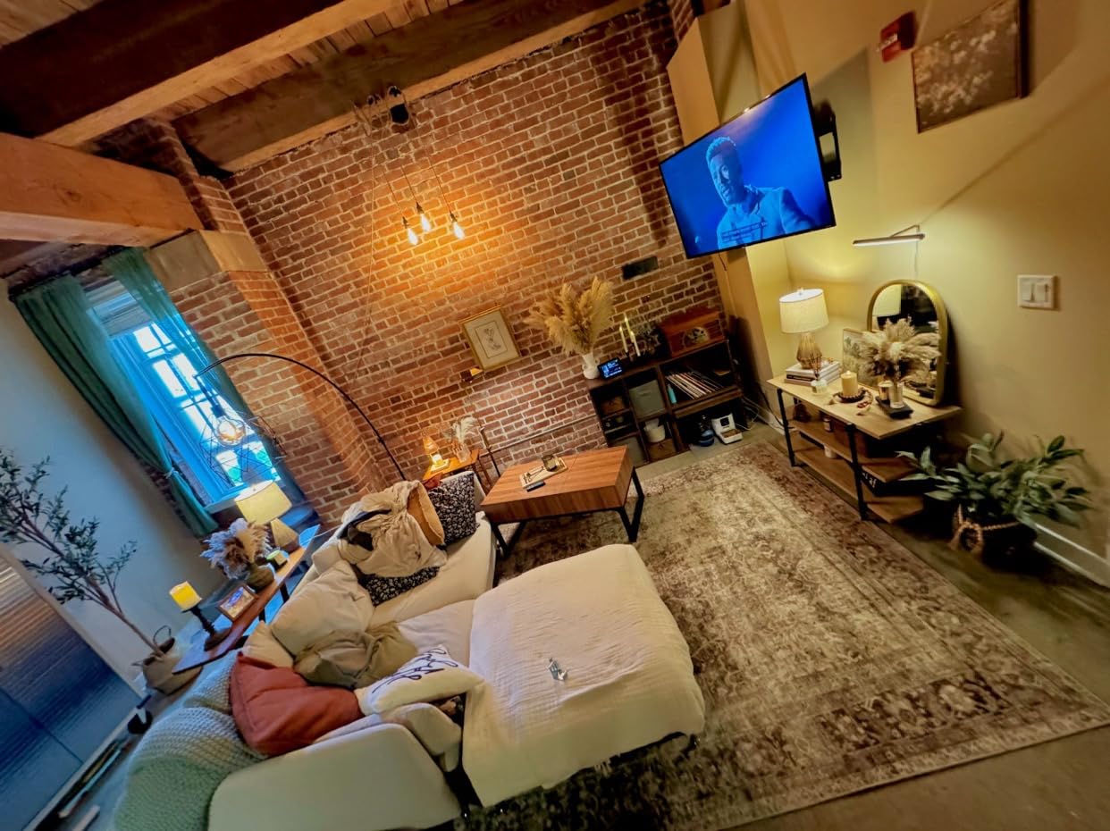 Not much of a Green Tint but..