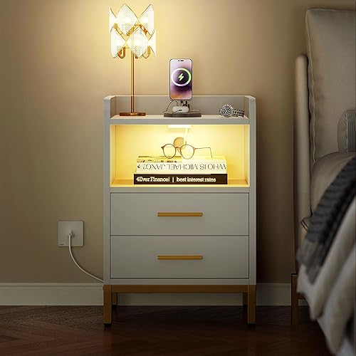 YITAHOME Mesita de noche con estación de carga y luces LED mesa auxiliar con 2 cajones mesita de noche moderna para dormitorio con puertos USB y