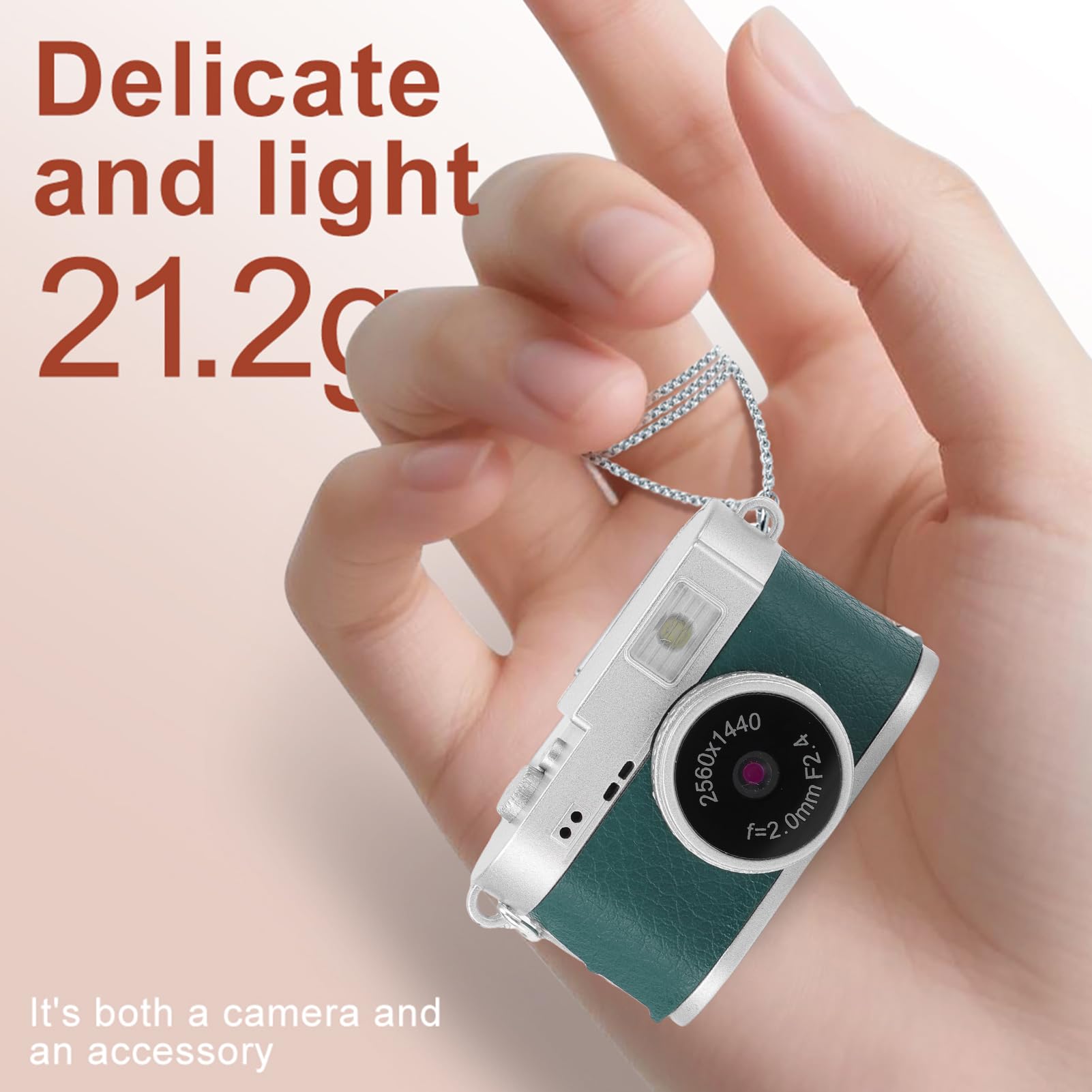Dpofirs Mini Fotocamera Portachiavi, Fotocamere Digitali retrò HD 1080P da 12 MB, Piccola Fotocamera Portatile con Schermo da 0,96 per la Registrazione di Studi di Viaggio, Grandangolo (WHITE