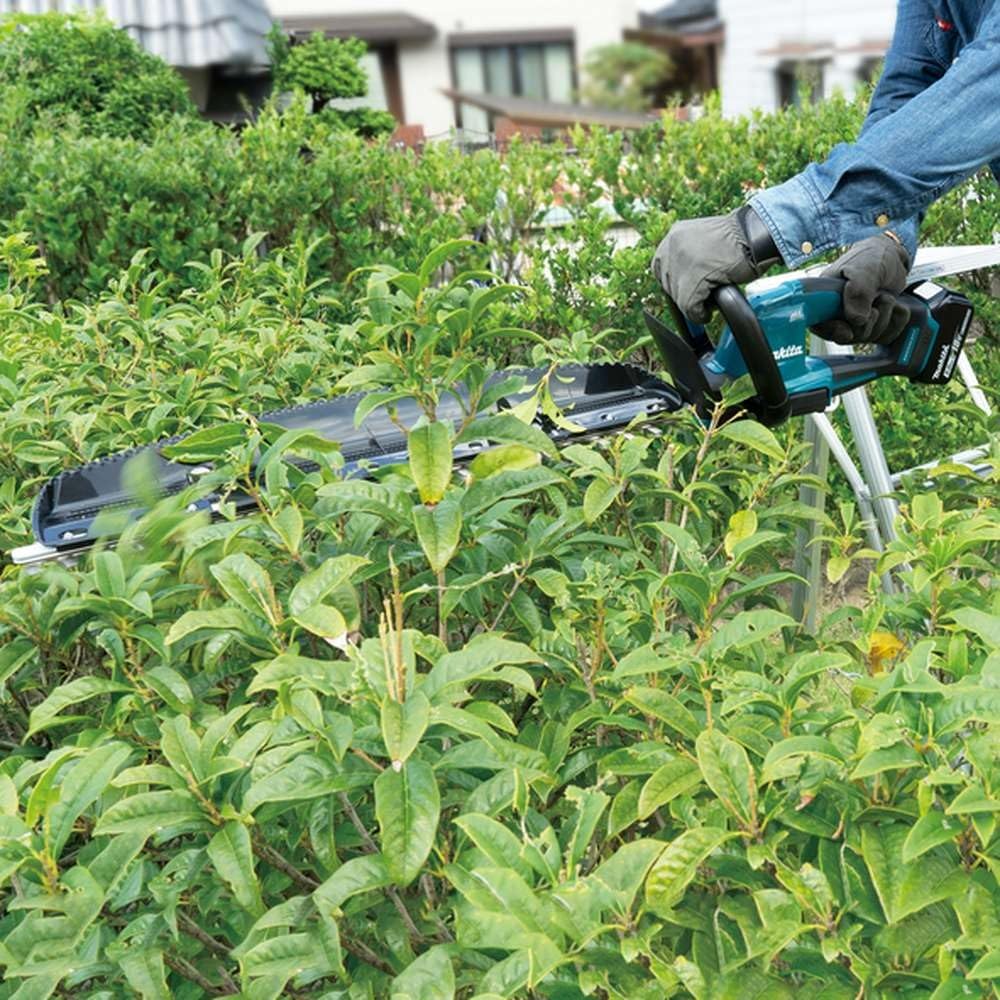 Makita DUH606Z 18V Li-Ion LXT Brushless 60cm Tagliasiepi - Batterie e caricabatterie non inclusi