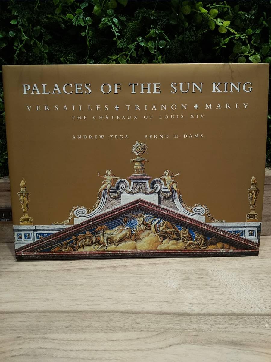 Amazon.co.jp: 〈洋書〉PALACES OF THE SUN KING ：Versailles 