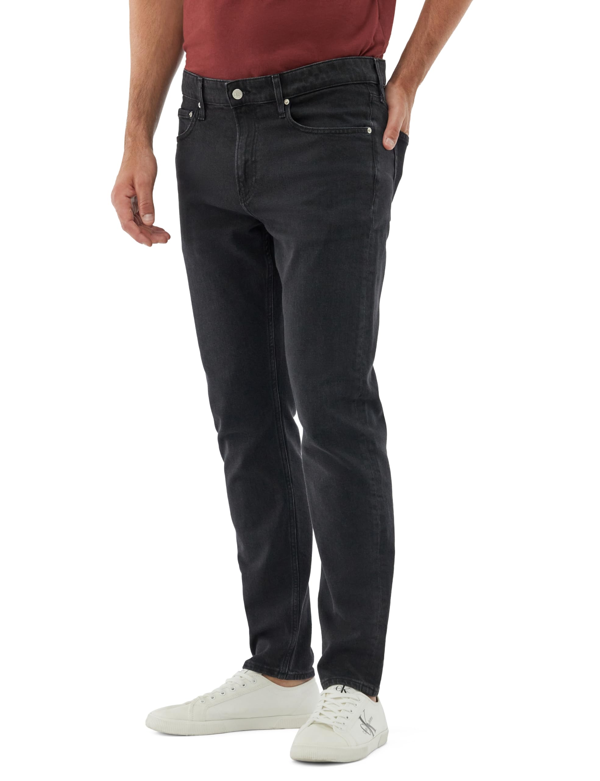 Mode von Calvin Klein & Tommy Hilfiger