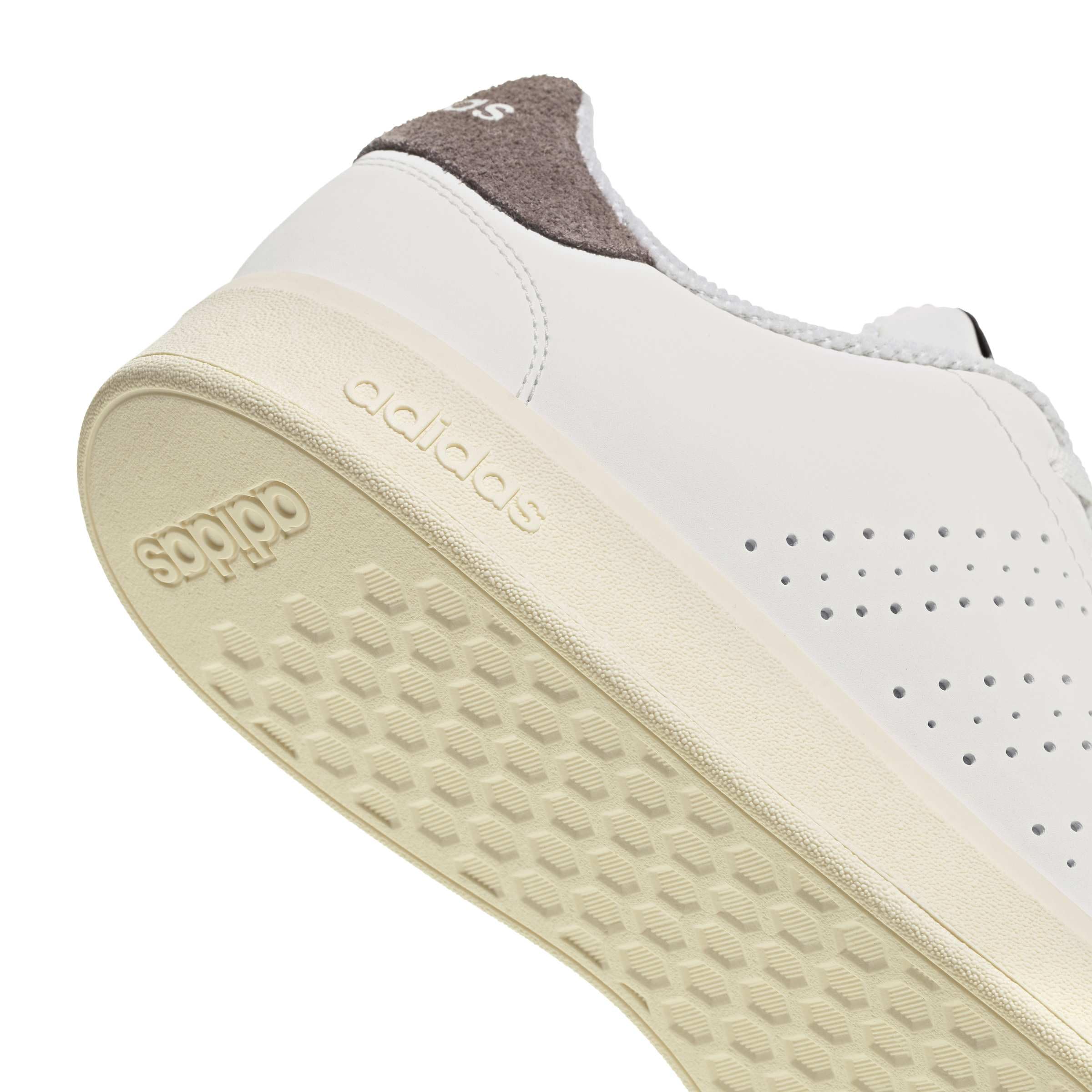 adidas Unisex Advantage Base 2.0 Schuh