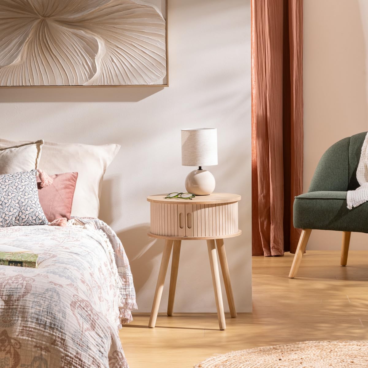 Table d'appoint Table de Chevet 2 Portes Effet Lattes Beige crème H 54 cm - Atmosphera