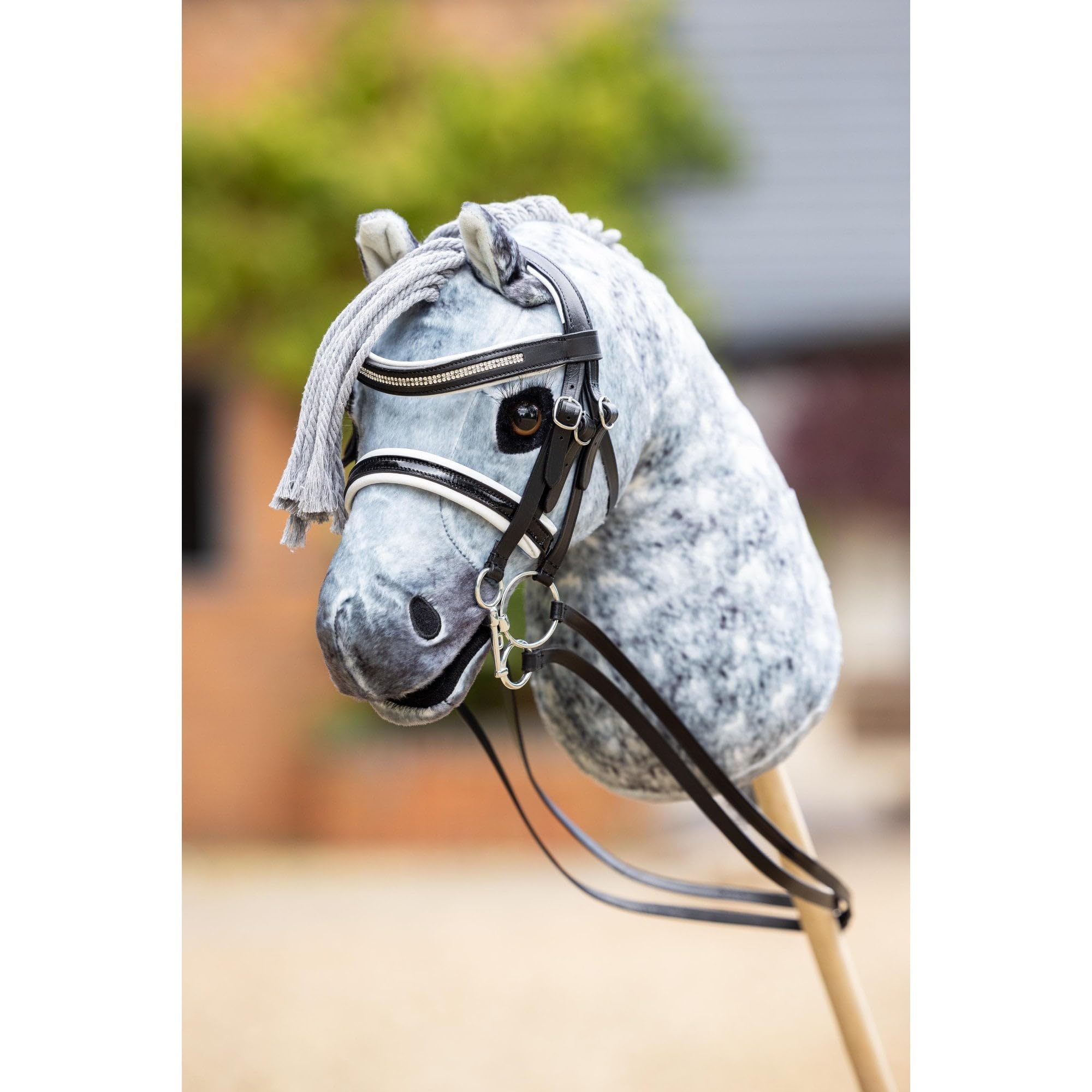 LeMieux Hobby Horse Doppeltrense schwarz - passend für Hobbypferde - Leder mit funktionalen Schnallen - Zwei Sätze Zügel - Lernspielzeug