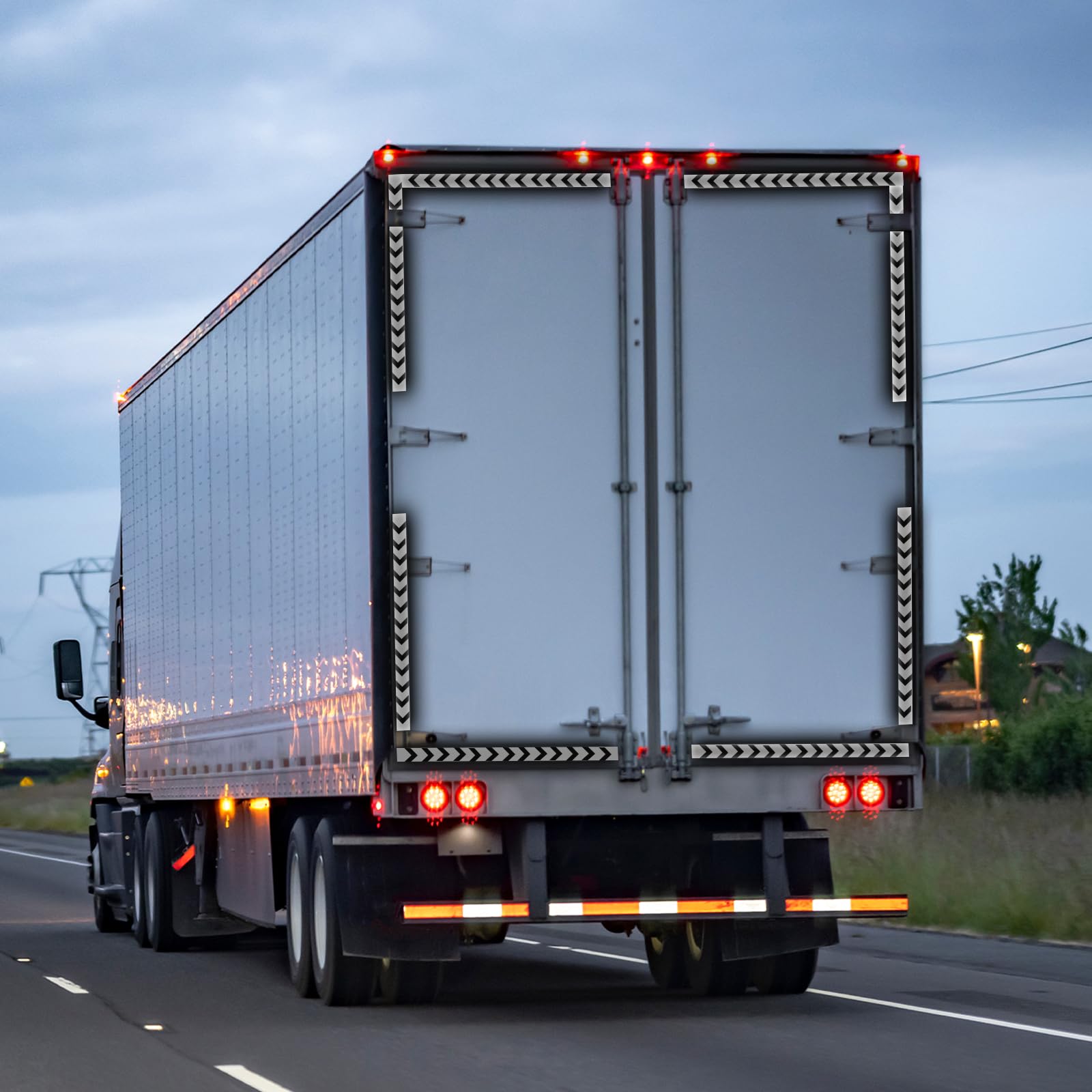 QUARKZMAN Ruban Réfléchissant, 6 Inch x 82 ft Ruban Réfléchissant pour Remorque Étanche Autocollant de Sécurité d'Ruban Réfléchissant Fléché pour Vélos Voitures Camions, Noir-Blanc