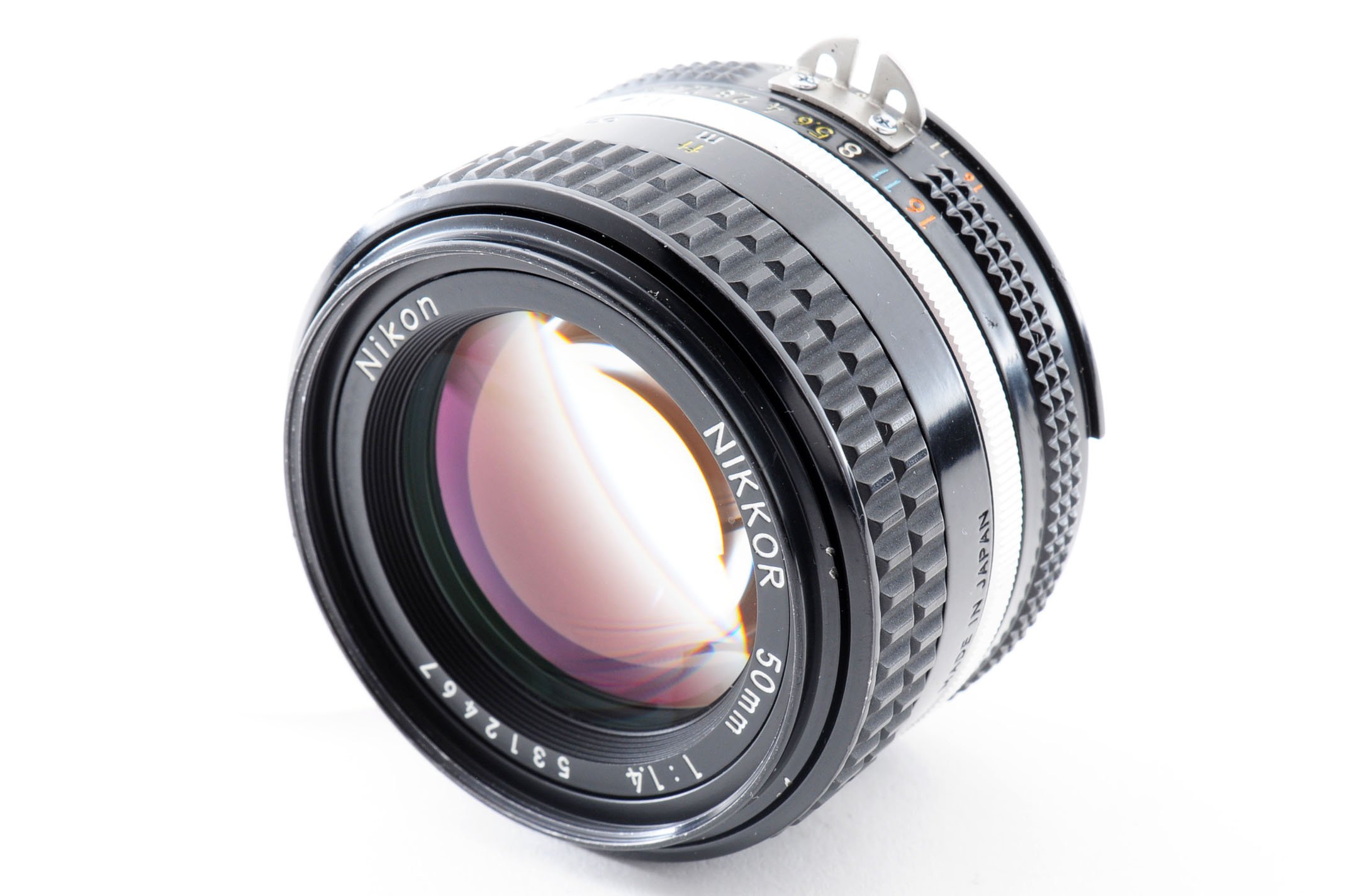 専用★超美品★ ニコン Ai-s NIKKOR 50mm F1.4 #14723 Nikon AI Nikkor 50mm f/1.4Sを徹底解説。作例から中古相場まで