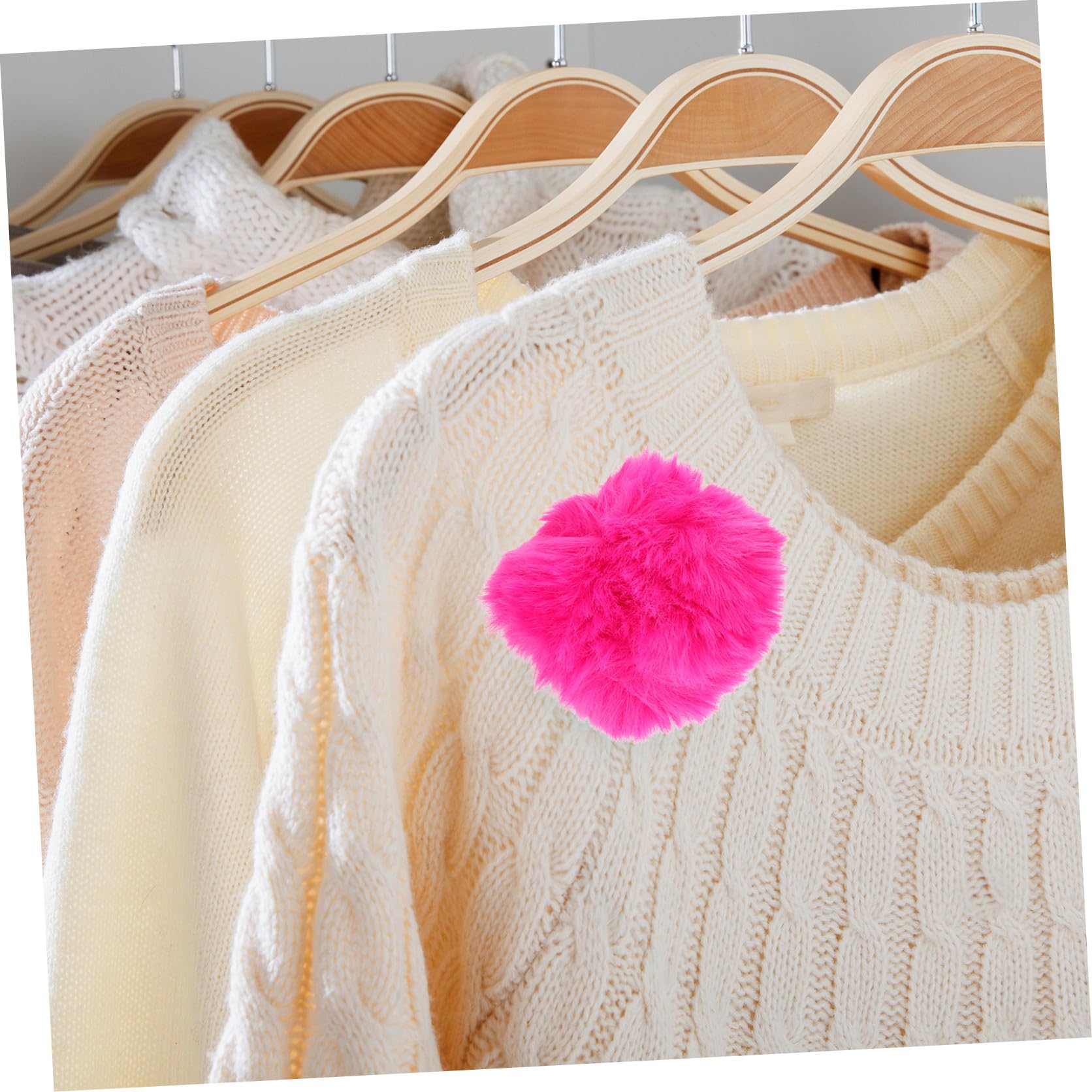 ULDIGI 50pièces Boules Peluche Colorées Imitation Poils De Lapin Accessoires Pour Chapeaux Et Vêtements Jaune