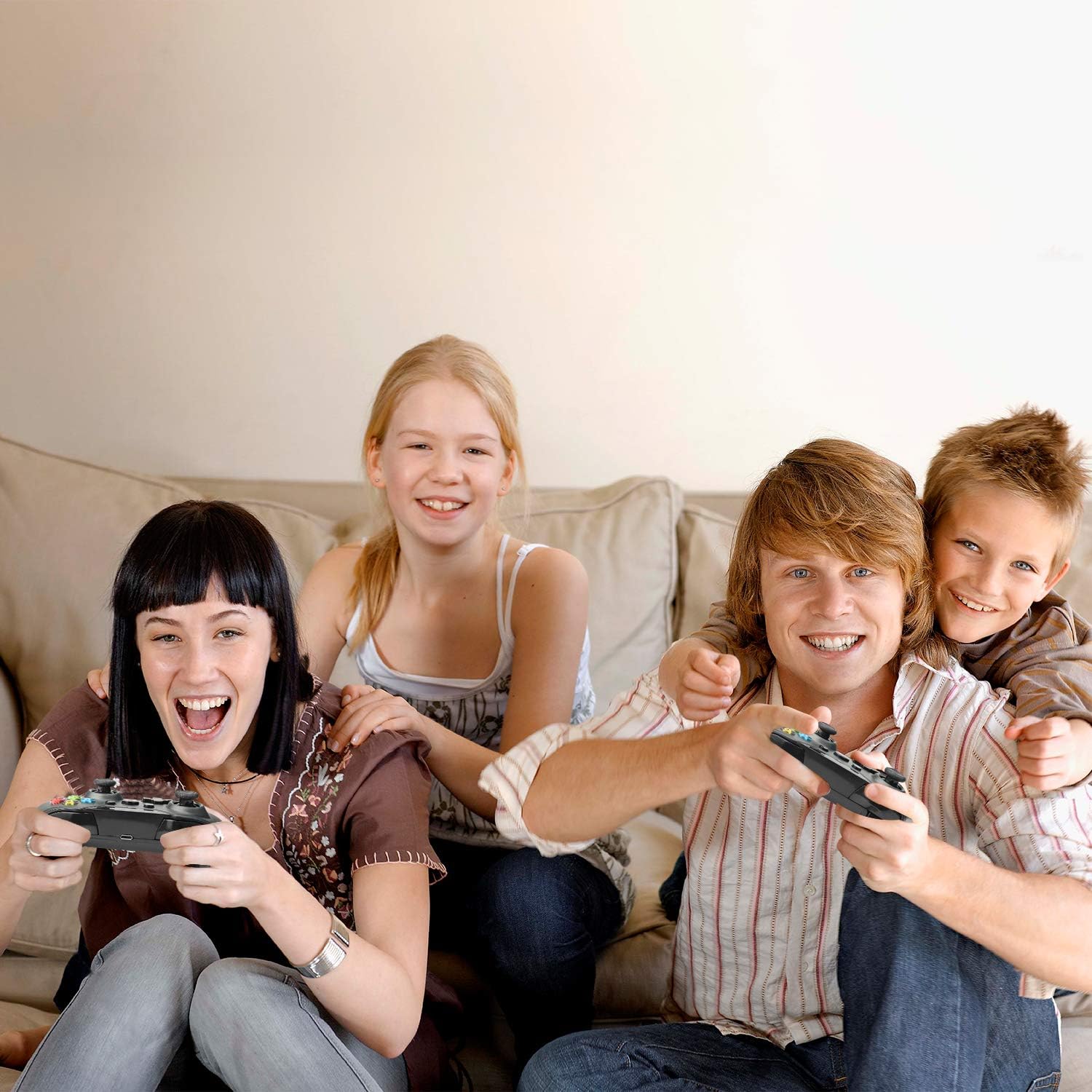 W&O [2021 Newest Version] Wireless Controller, Wireless PC Gamepad with 2.4GHZ Wireless Adapter, Compatible with Xbox One/One S/One X/P3 Host/Windows 7/8/10 (Black)