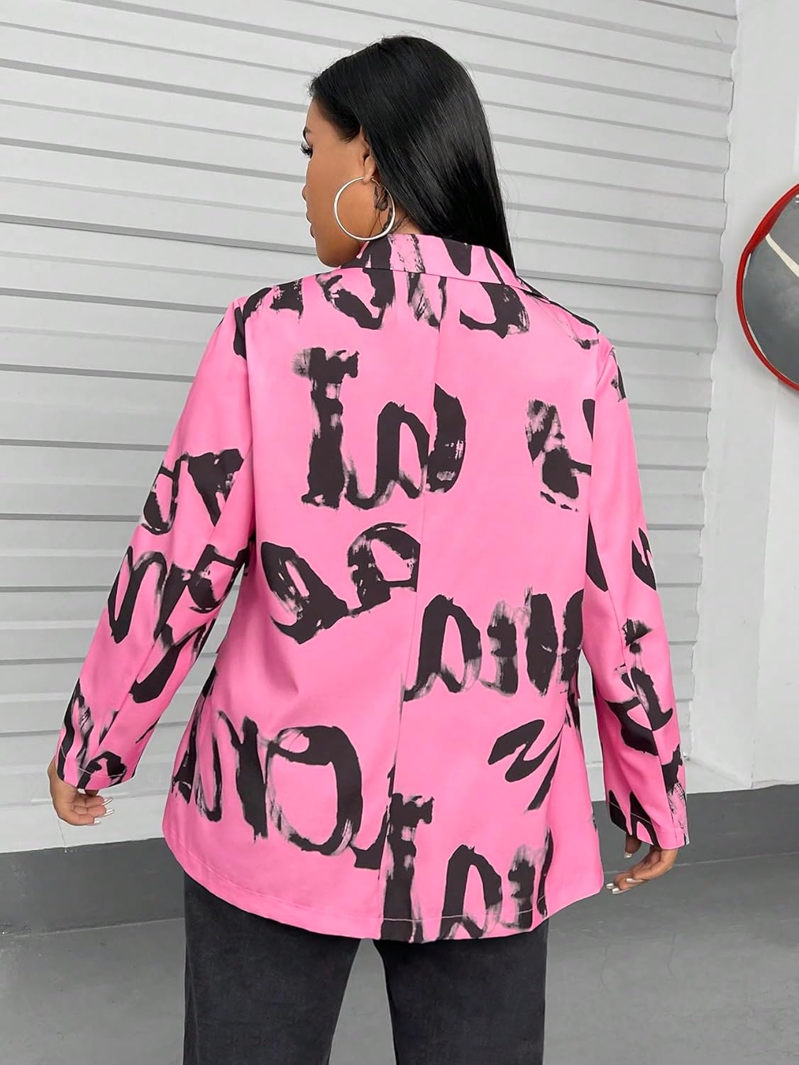 WDIRARA Women's Letter Graphic Printed Long Sleeve Plus Size Casual Blazer Jackets with Flap Pockets - Image 2