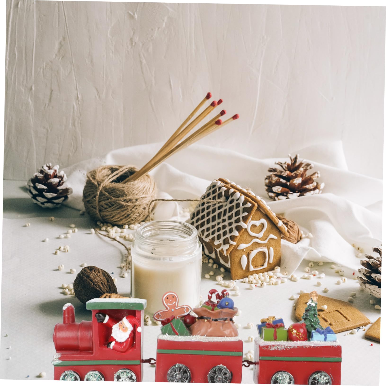 NOLITOY 1 Pc Decoración Navideña Adorno De Coche De Navidad Estatua De Tren De Navidad Decoración De Tren De Vacaciones Tren Festivo Mini Tren Sombrero De Copa Niño Pequeño Familiar Resina