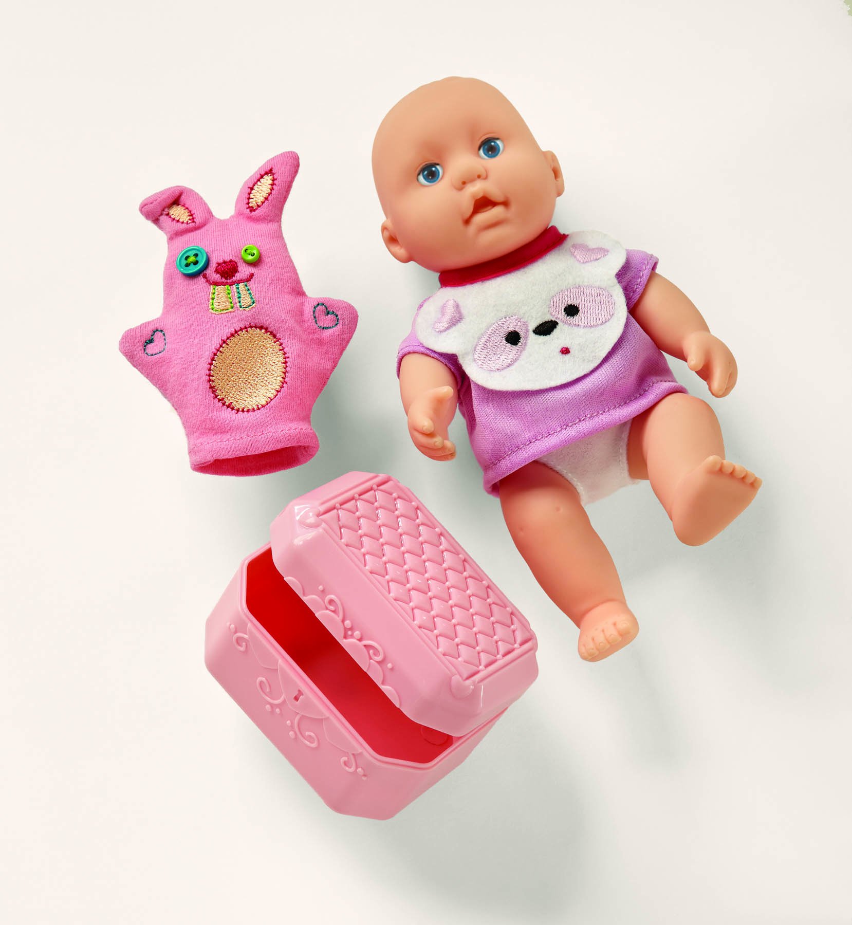 Our Generation Ashley-Rose And "The Jukebox Babysitters" - Deluxe Doll Set  With Poseable 18" Doll And Chapter Book : Amazon.in: Toys & Games