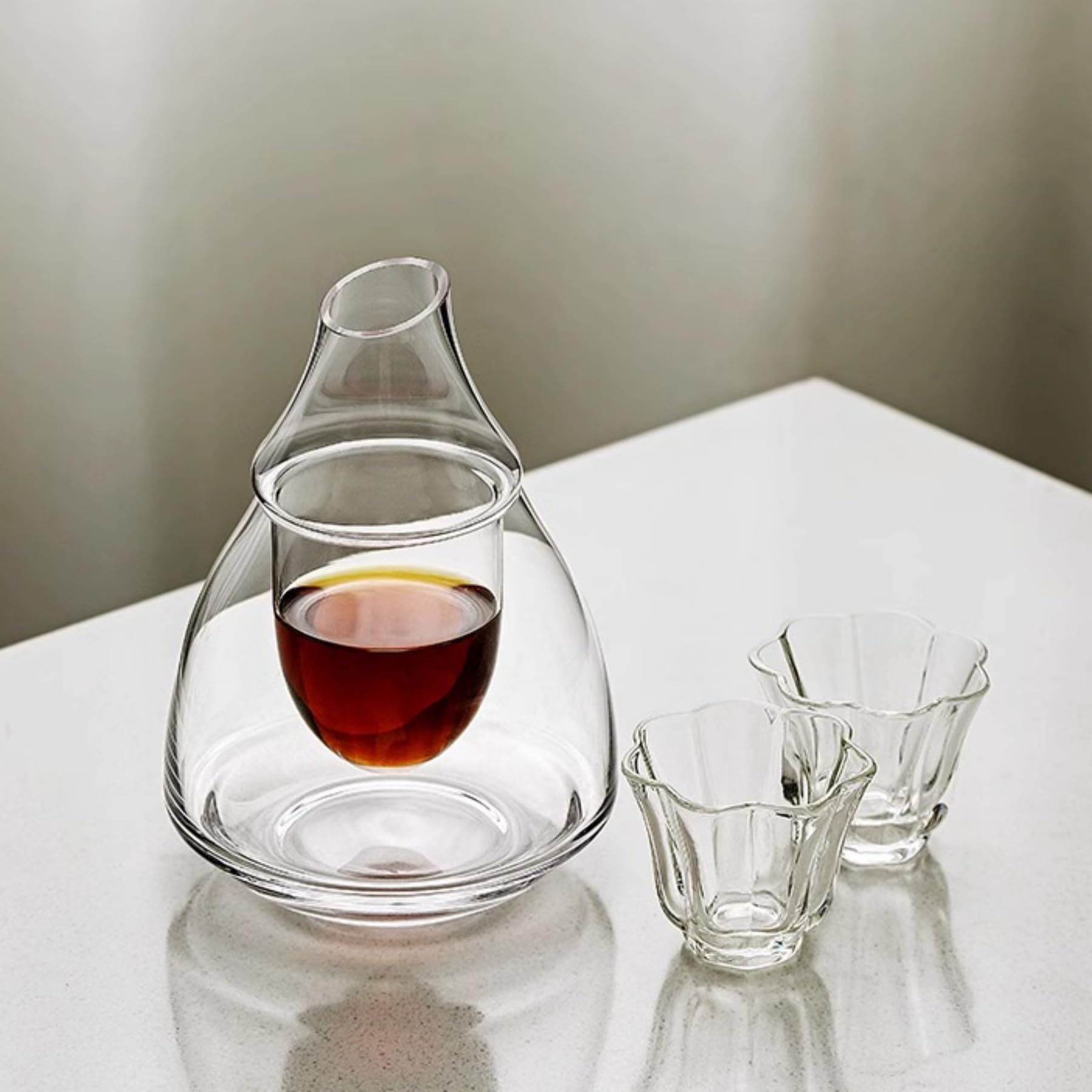 カットクリスタル酒器　冷酒1合用 Amazon.co.jp: FLYILIA 冷酒器 カラフェ 徳利 お猪口 セット 片口 1合