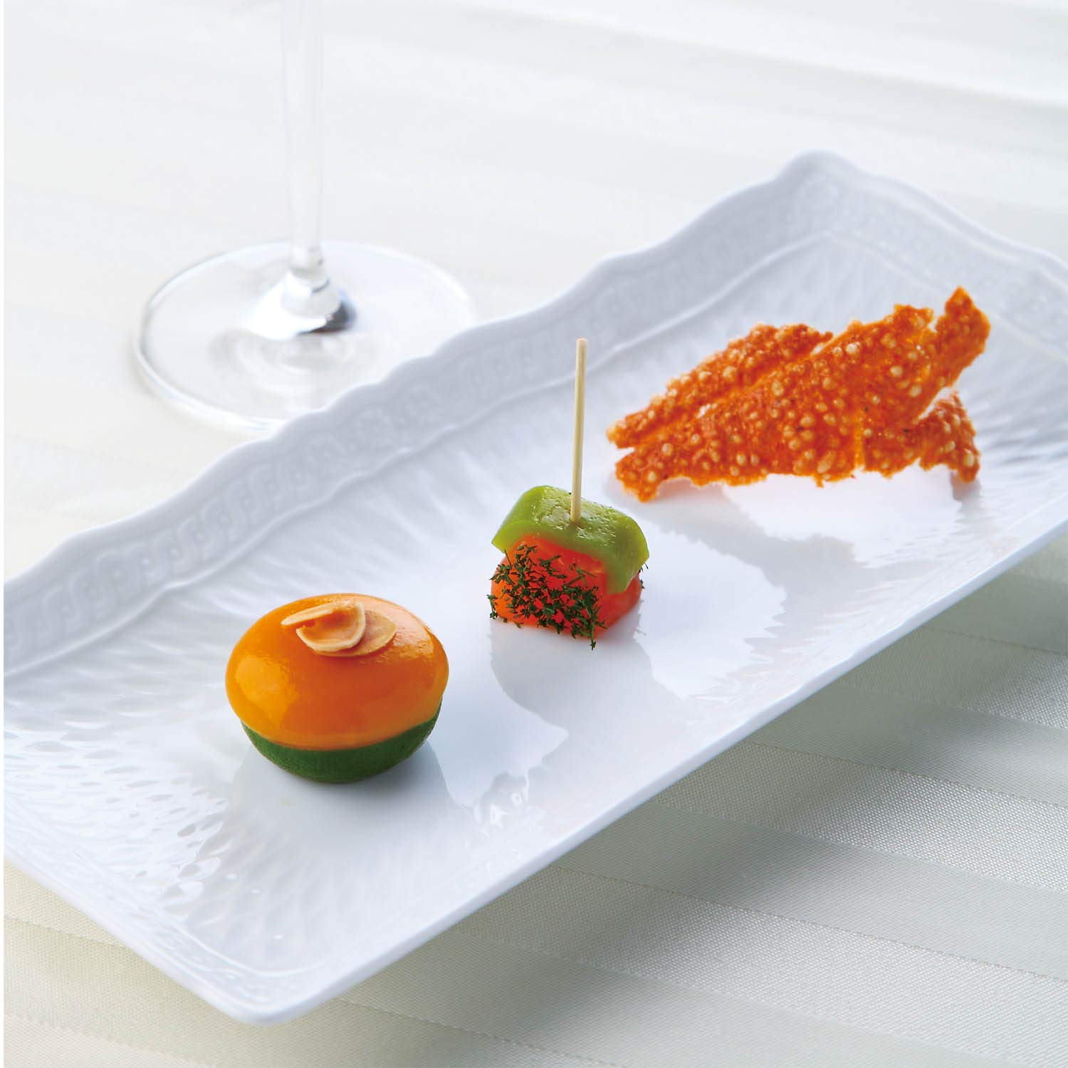 Amazon.co.jp: Noritake ノリタケ プレート ( 長角皿 ) 27cm シェール