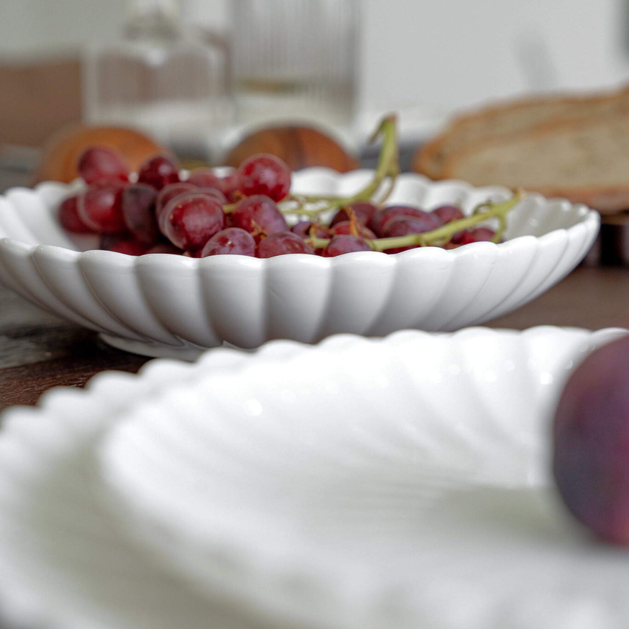 Zoha Lotus Tellerset 12 Personen – modernes Tafelservice 48-teilig – stilvolles Porzellan Teller Set 12 Personen – elegantes Teller-Set in edlem Weiß – spülmaschinengeeignet & mikrowellenfest