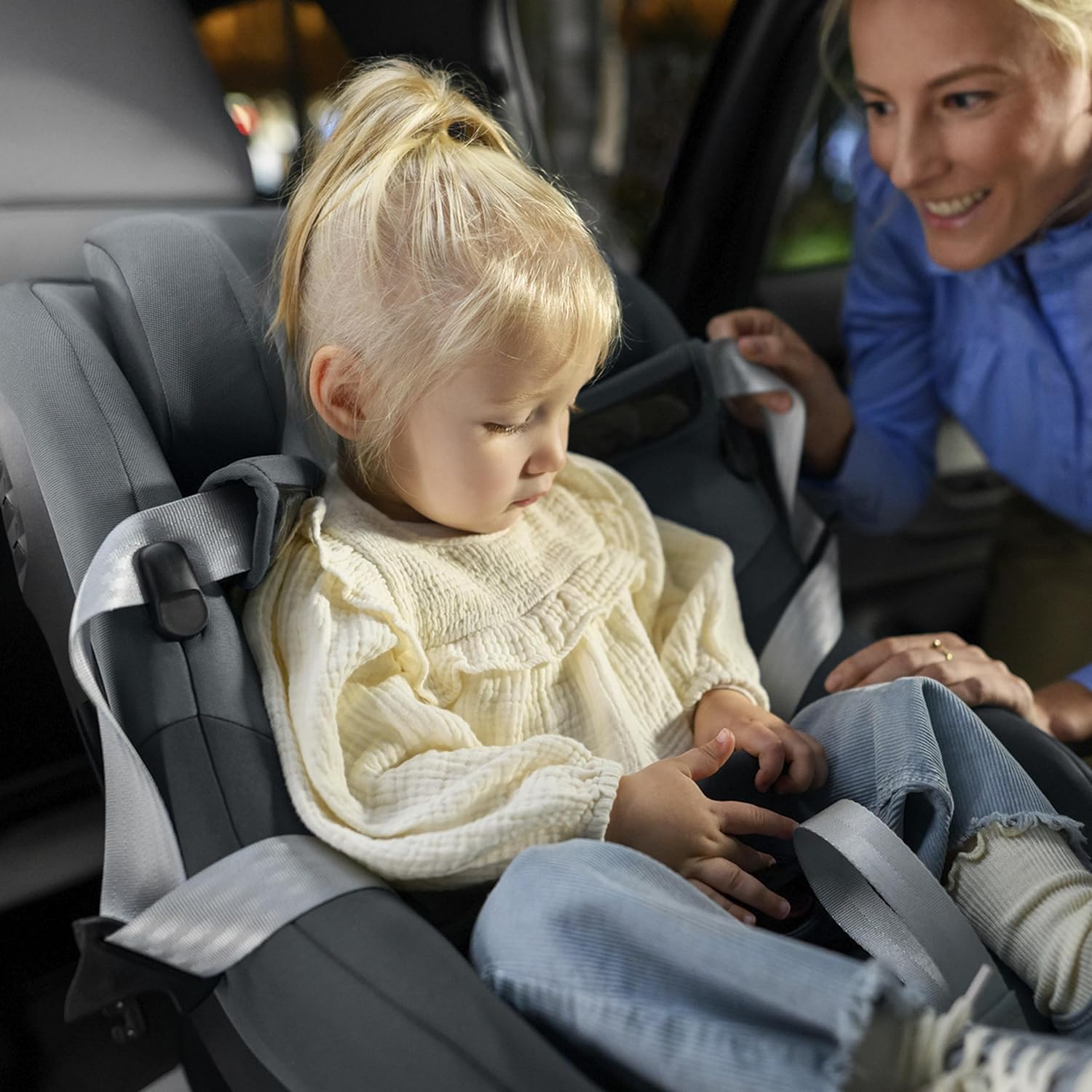 Maxi-Cosi Pearl S i-Size, Seggiolino Auto per Bambini 3 mesi-4 anni, 0-18 kg, 61-105 cm, Seggiolino Auto Neonato Reclinabile 5 Posizioni, Cinture Easy-in, Protezione G-CELL, Tonal Graphite