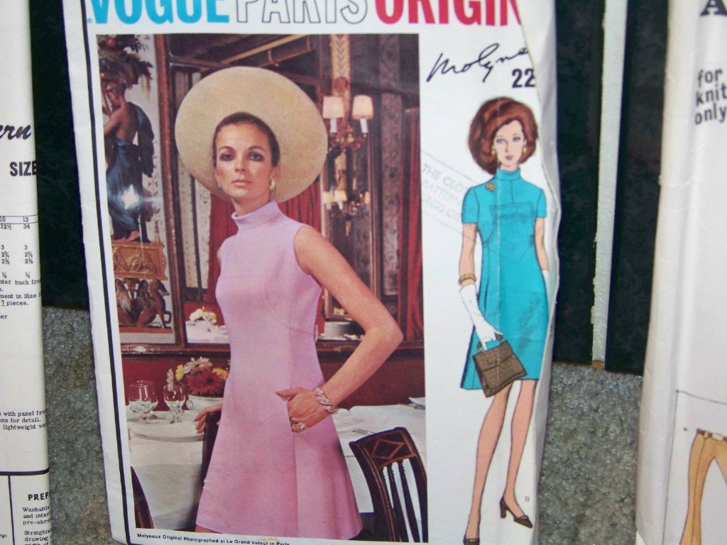 Vogue 2206 Misses Designer Dress Sewing Pattern Molyneux 1969 Check Offers for Size