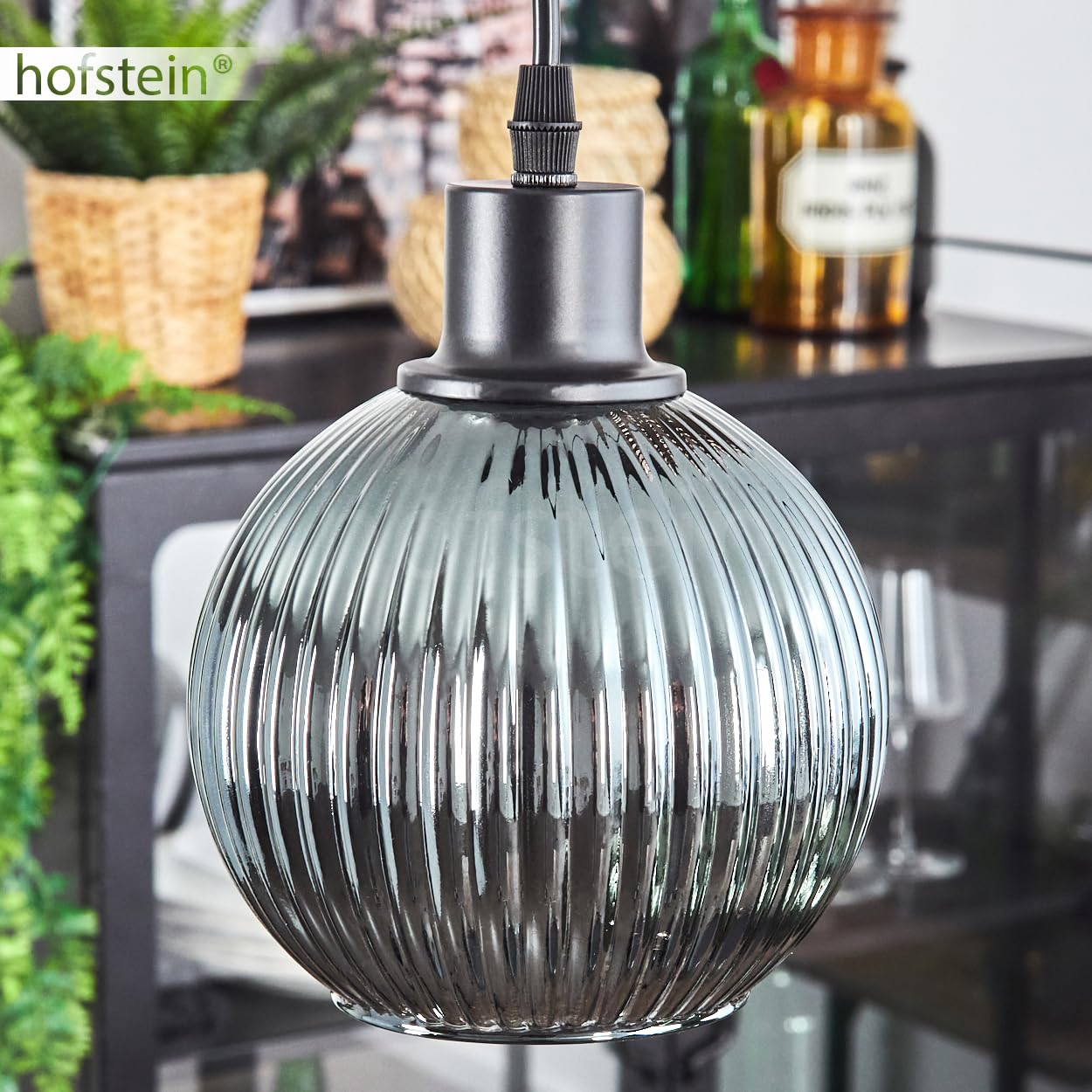 HOFSTEIN Hängeleuchte Mo, Hängelampe aus Metall/Riffelglas in Schwarz/Grün/Blau/Kupferfarben, Leuchte im modernen Vintage-Design mit Schirmen aus Glas, Höhe max. 119 cm, 3 x E27, ohne Leuchtmittel