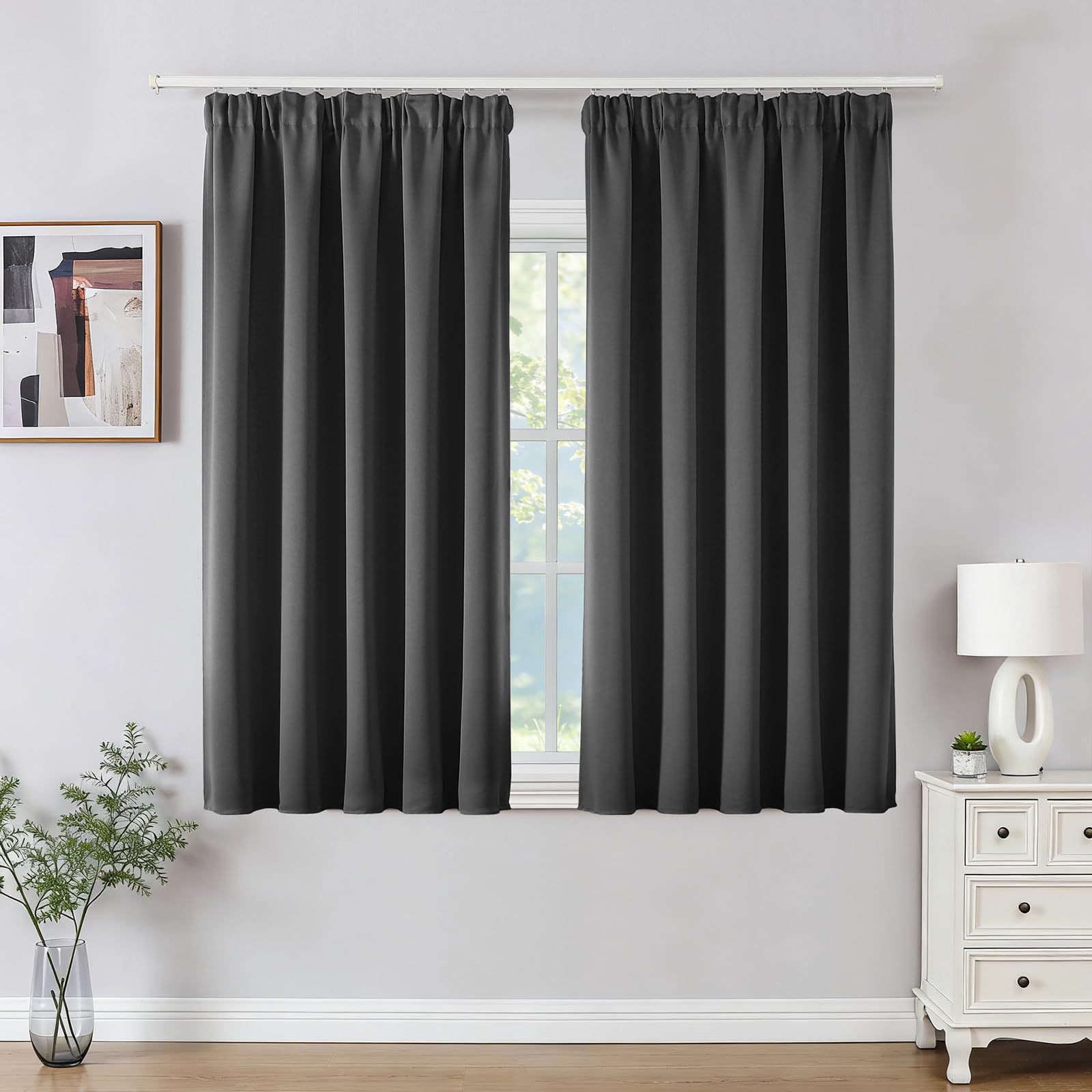 Cortinas para bloquear luz y frio en ventanas de salon Joydeco gris oscuro 117x137